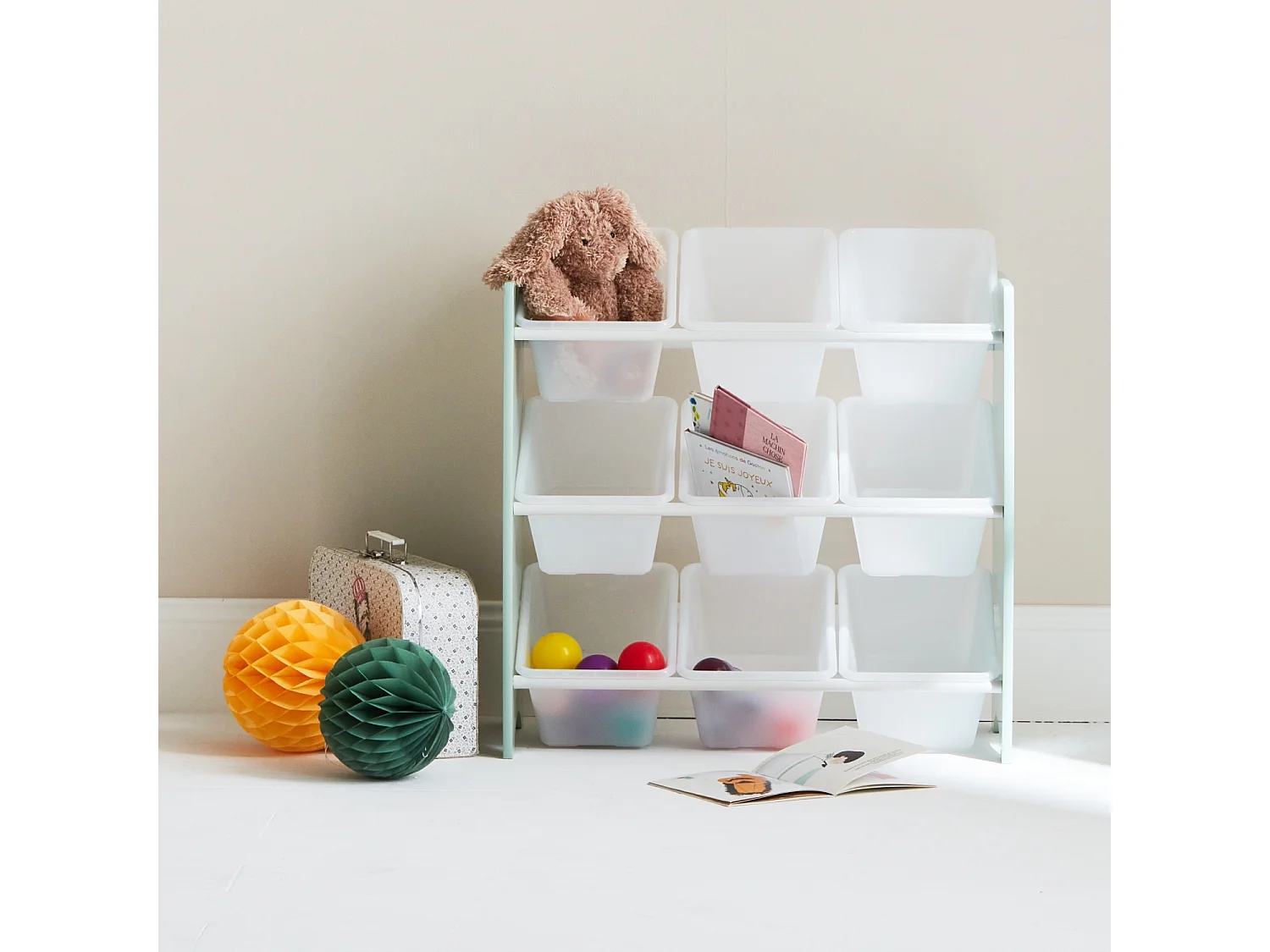 Caja infantil para juguetes  verde celadón