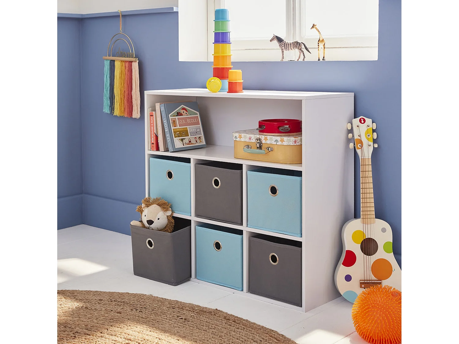 Meuble de rangement pour enfant. blanc - Camille - avec 7 compartiments et 6 paniers gris et bleus