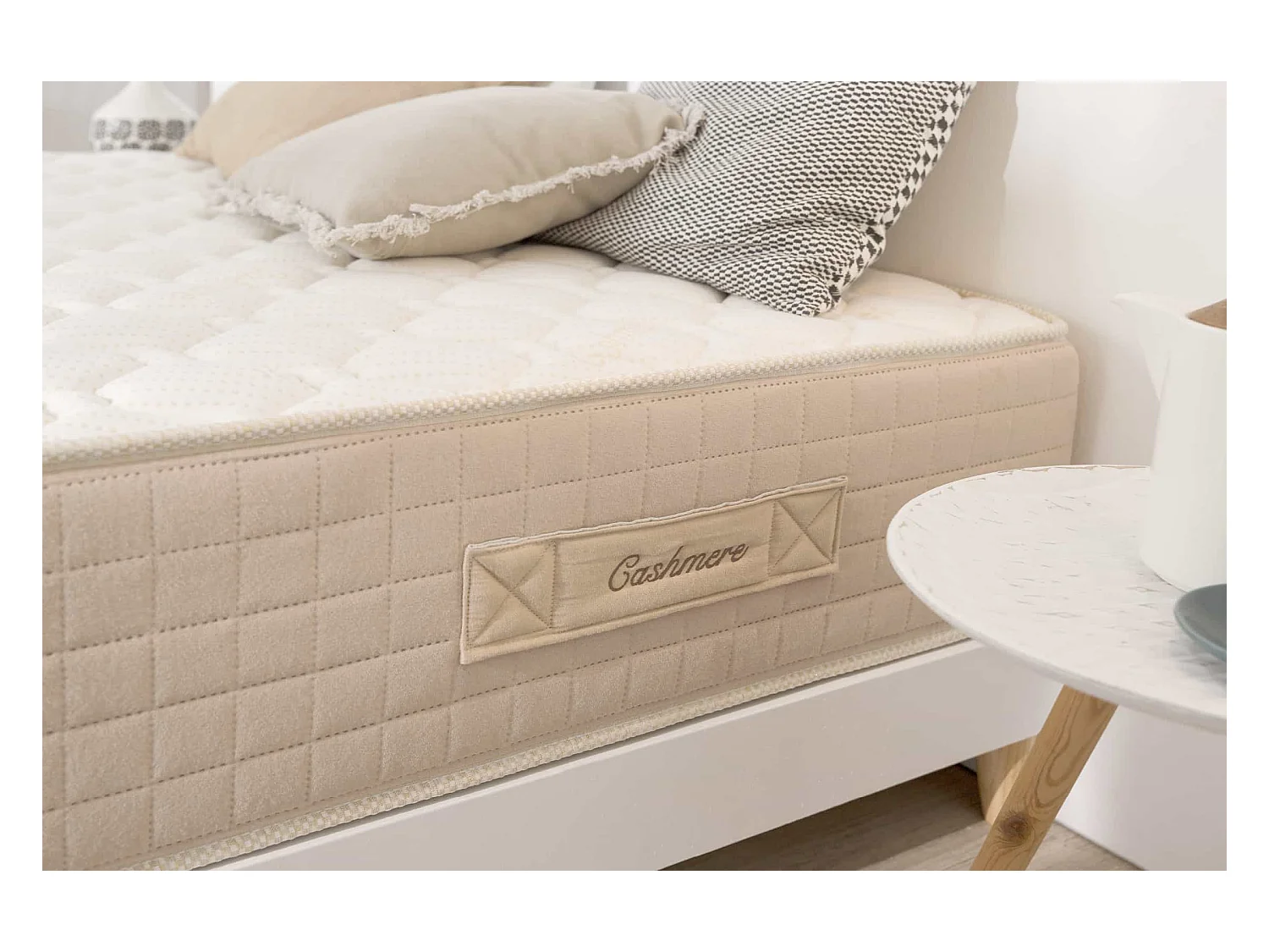 Royal Cashmere Memory-Schaum Matratze, 100x200 cm - Moonia