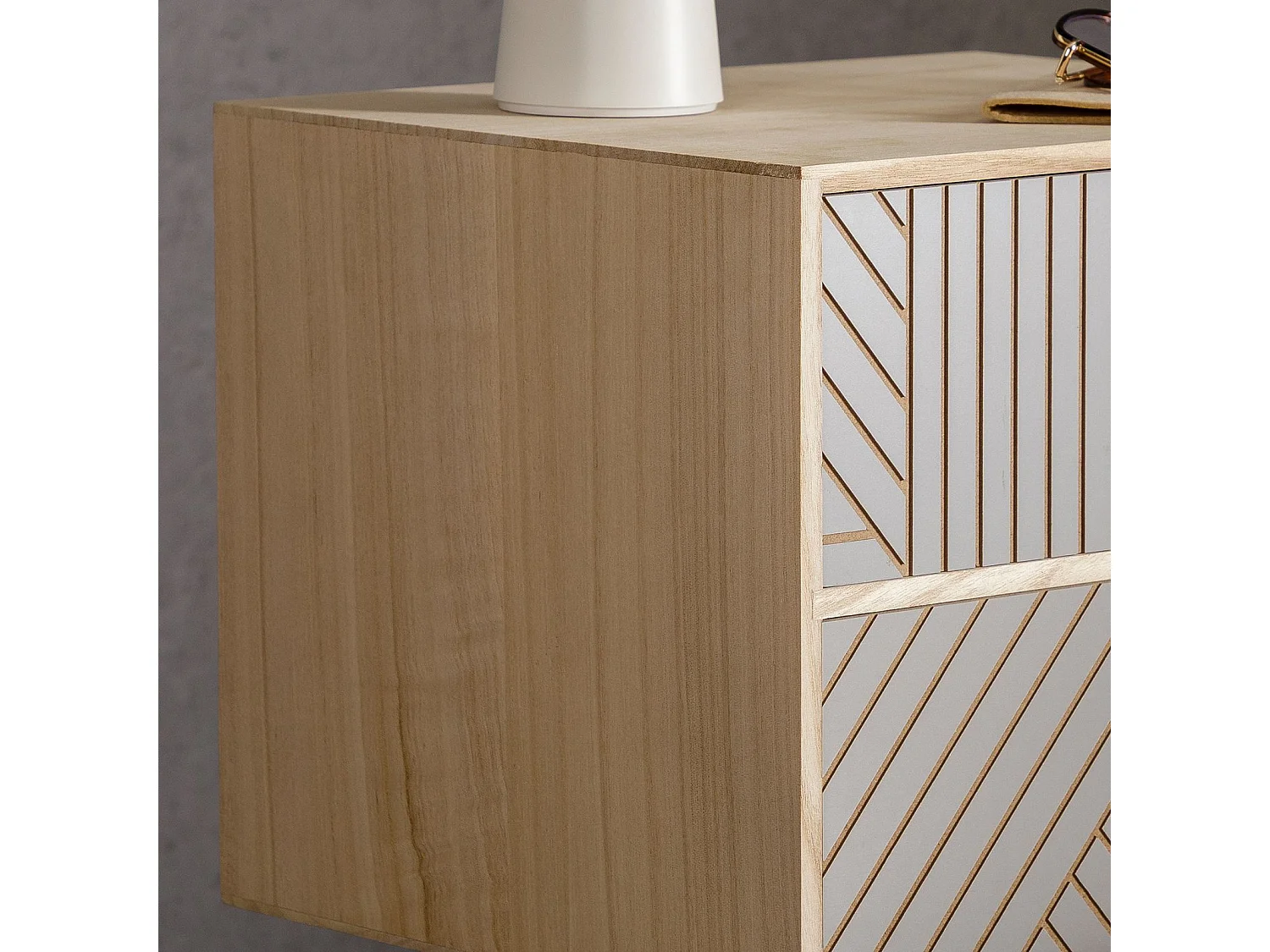 Table de chevet PELO petite commode de nuit avec 2 tiroirs rainurés, en bois de paulownia naturel et gris