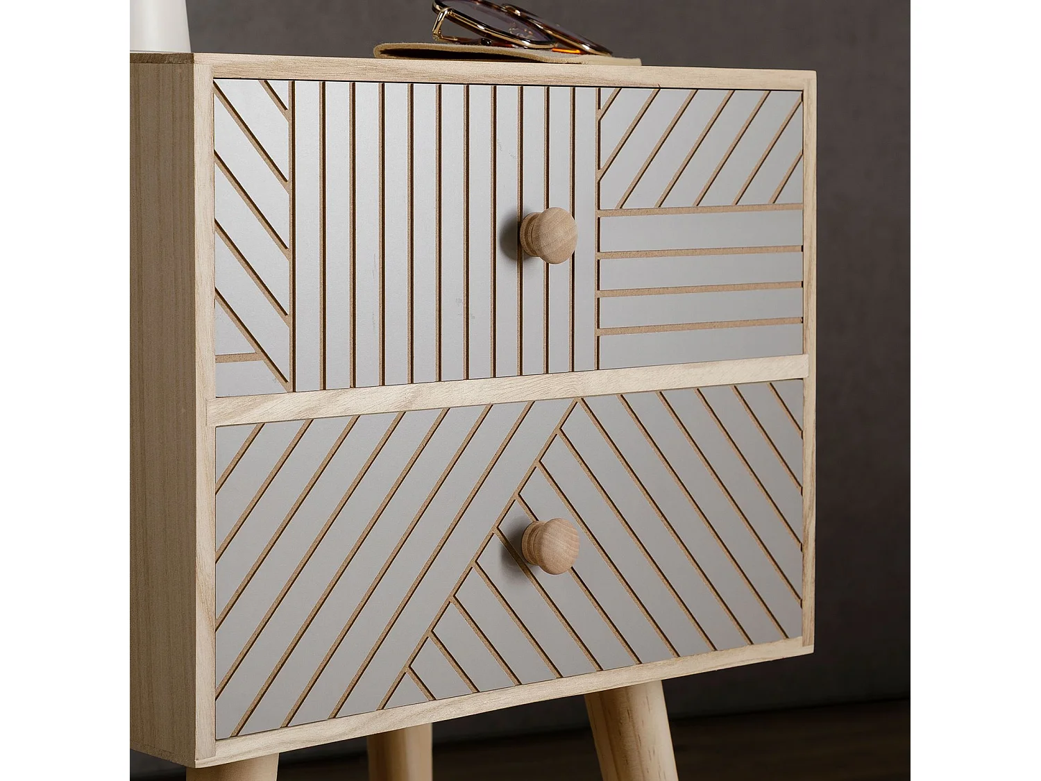 Table de chevet PELO petite commode de nuit avec 2 tiroirs rainurés, en bois de paulownia naturel et gris