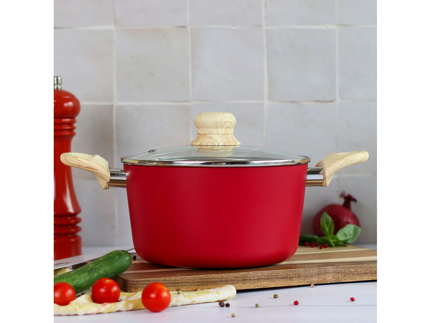 Menastyl - Faitout 20cm Colorama Magenta - En Aluminium - Revetement Antiadhesif En Ceramique