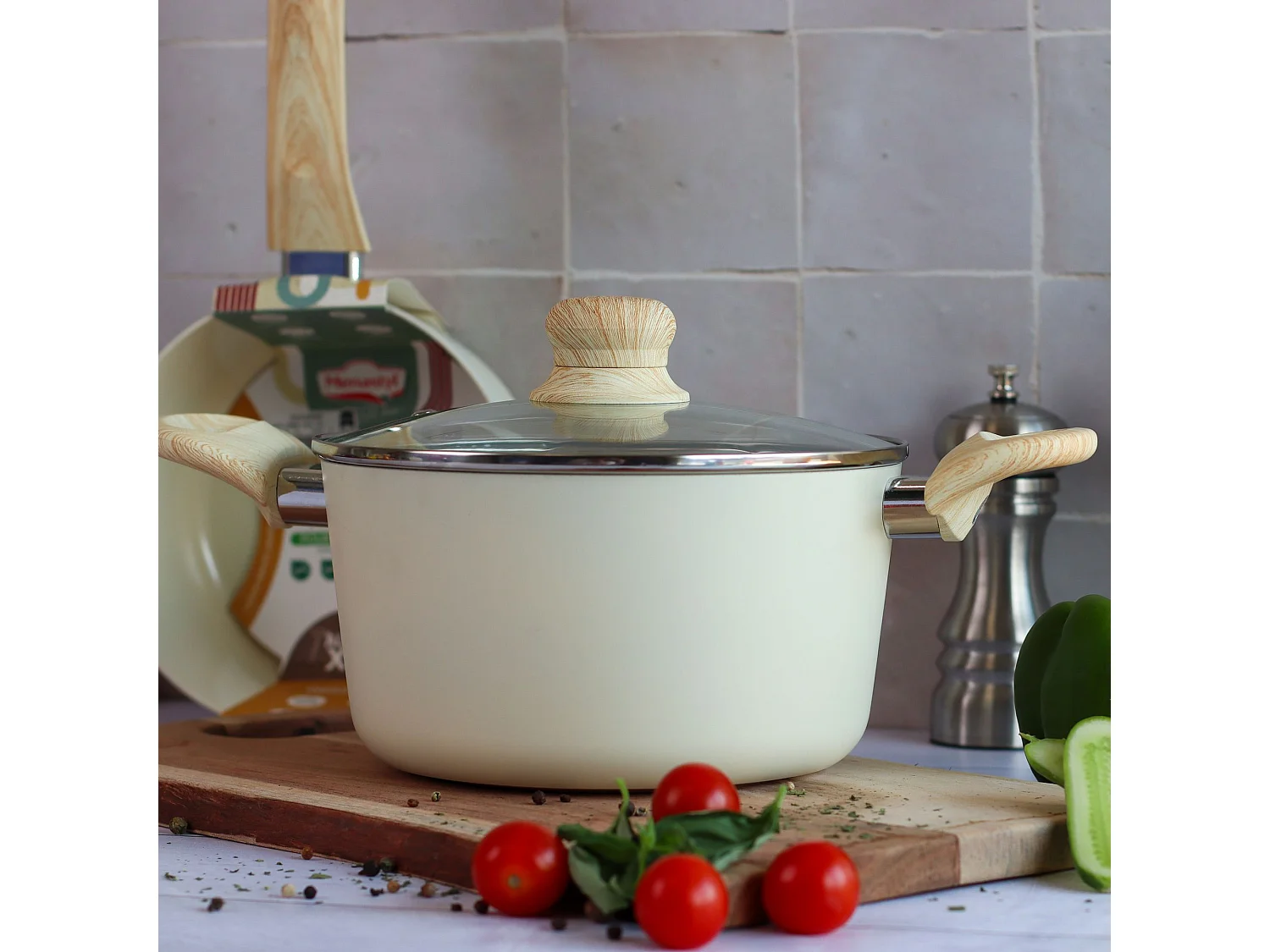 Menastyl - Faitout 20cm Colorama Creme- En Aluminium - Revetement Antiadhesif En Ceramique