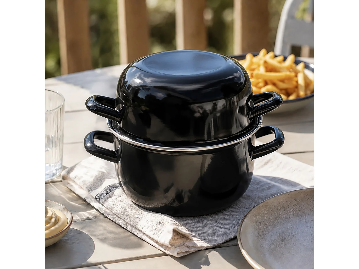 Menastyl - Marmite à Moules 18 Cm En Acier Emaille Noir