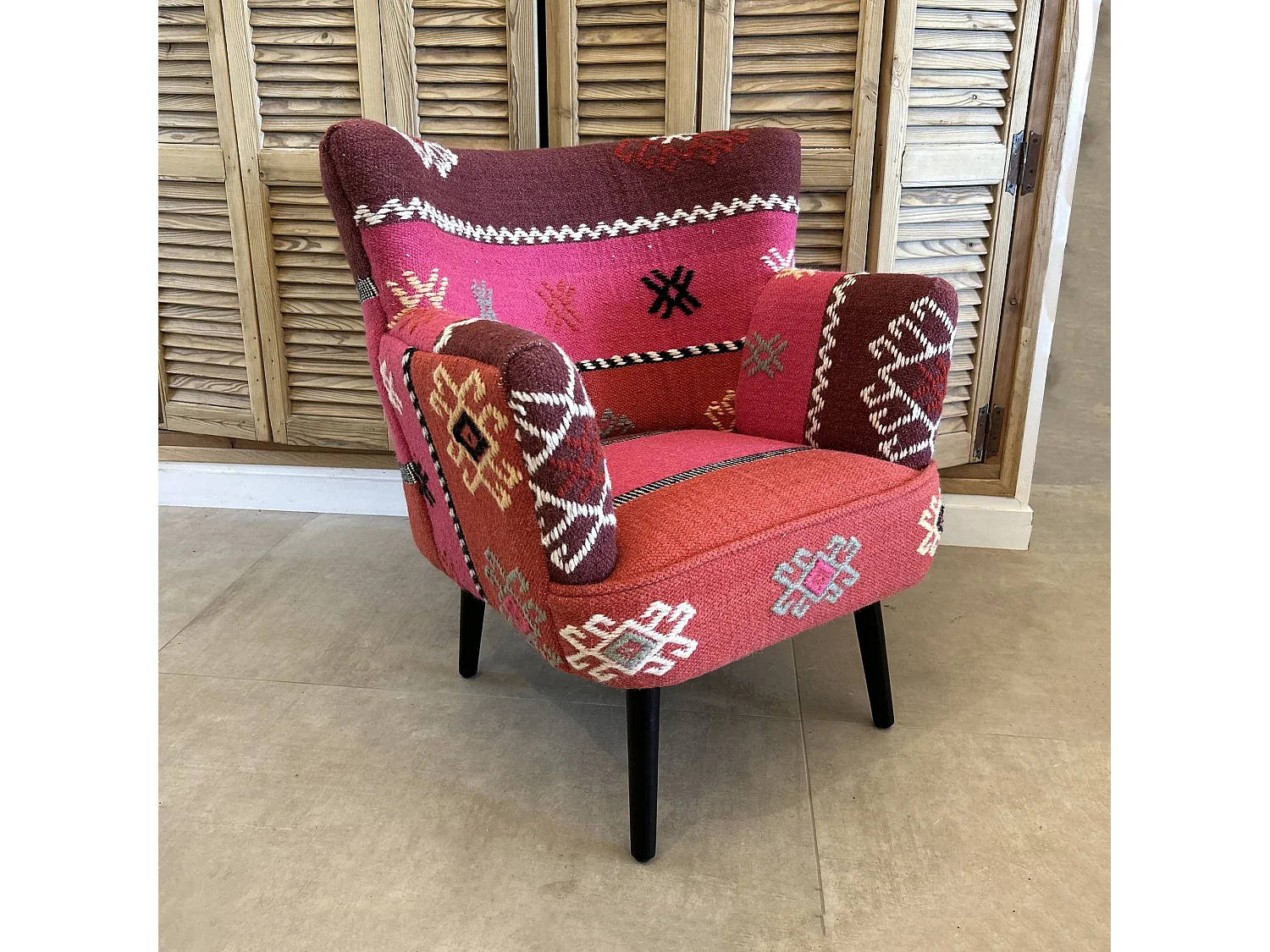 Now's Home - Fauteuil En Kilim  Brode A La  Main Multicolor 68x70x77.5 Cm Chaquiras
