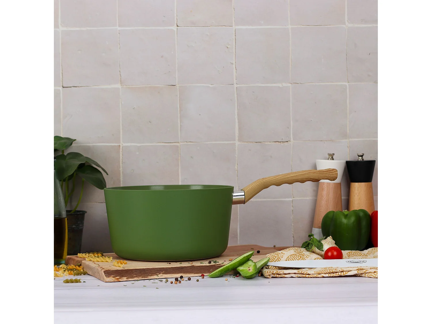 Menastyl - Casserole 20cm Colorama Olive - En Aluminium - Revetement Antiadhesif En Ceramique