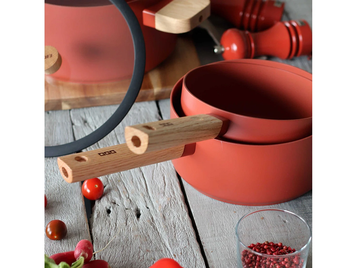 Ogo Living - Casserole Ector 18cm En Aluminium Paprika Avec Manche En Bois