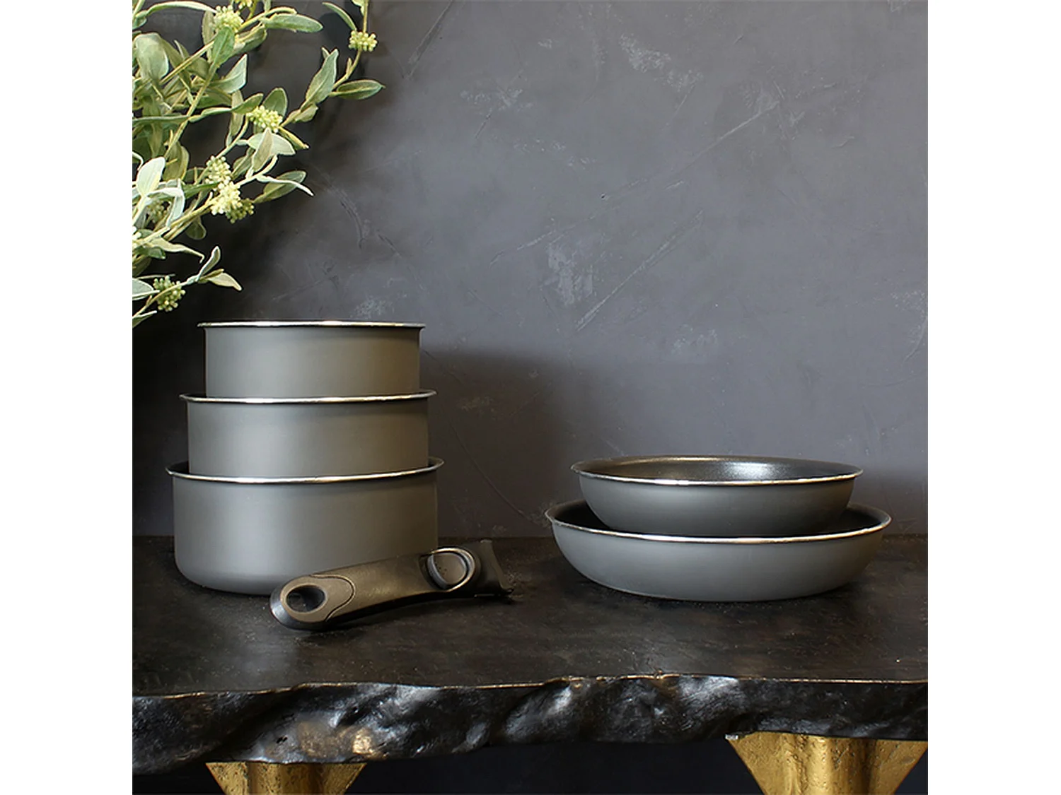 Menastyl - Casserole Amovible Iris En Aluminium Et Induction 18 Cm