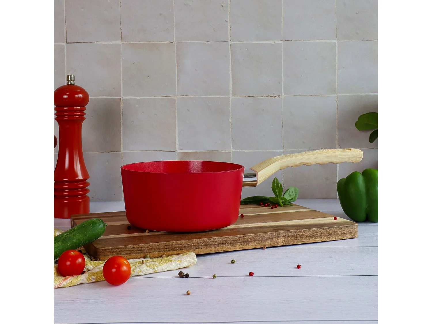 Menastyl - Casserole 16cm Colorama Magenta - En Aluminium - Revetement Antiadhesif En Ceramique