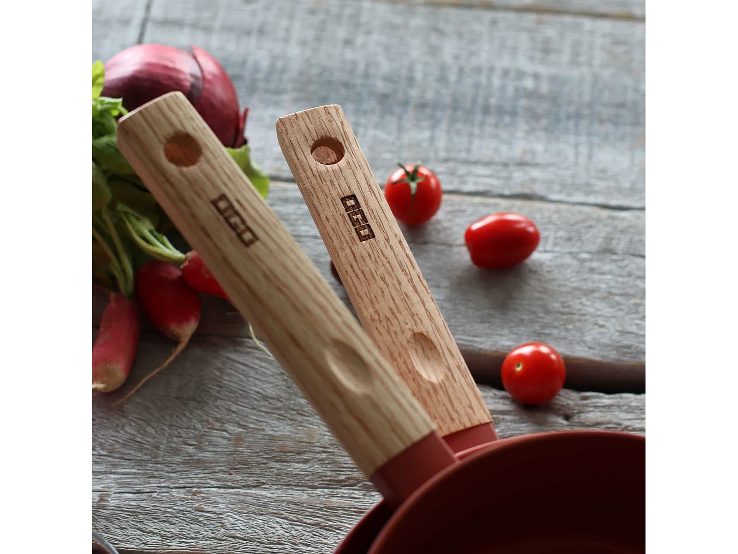 Ogo Living - Casserole Ector 20cm En Aluminium Paprika Avec Manche En Bois