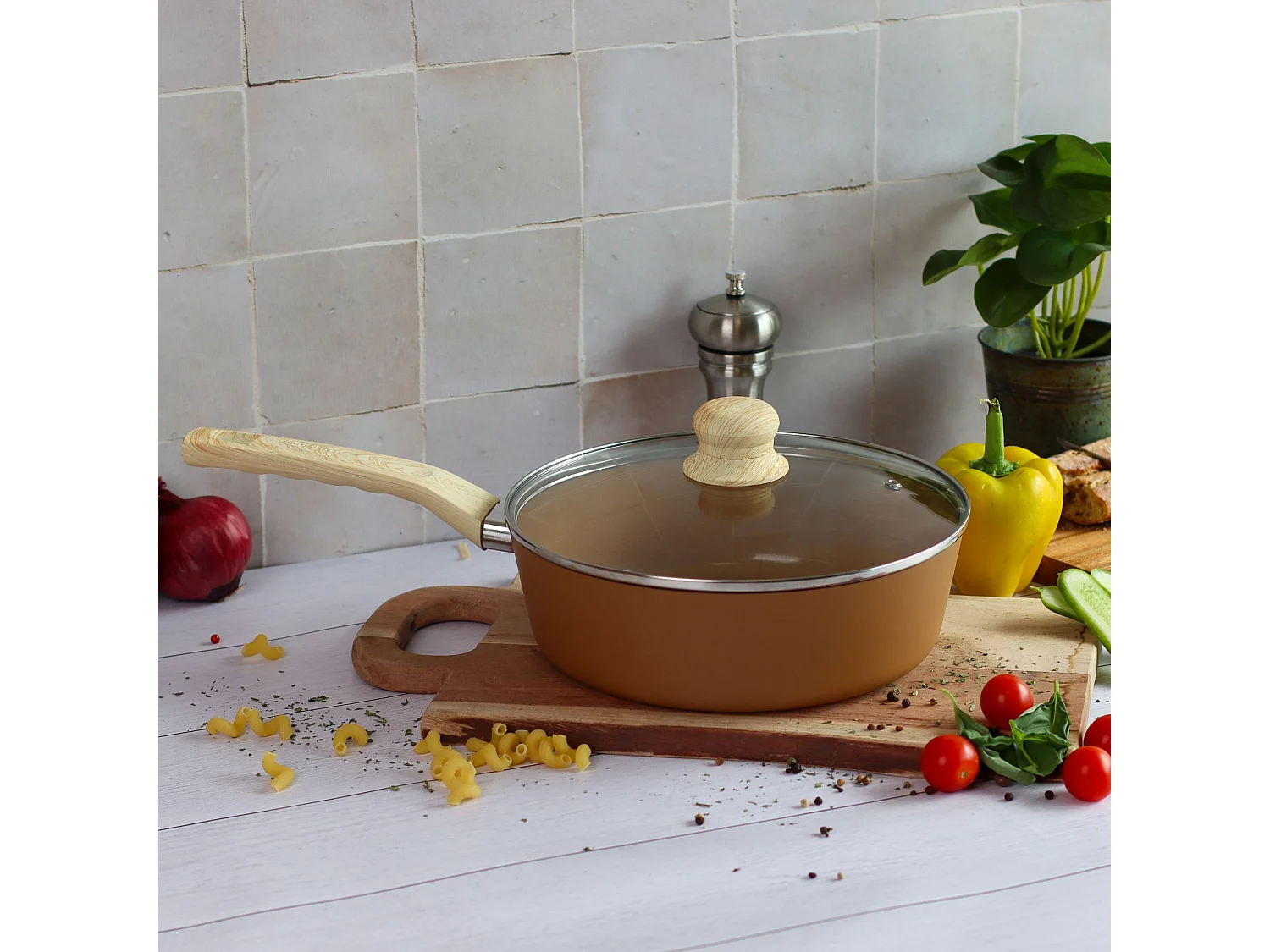 Menastyl - Sauteuse 24cm Colorama Noisette - En Aluminium - Revetement Antiadhesif En Ceramique