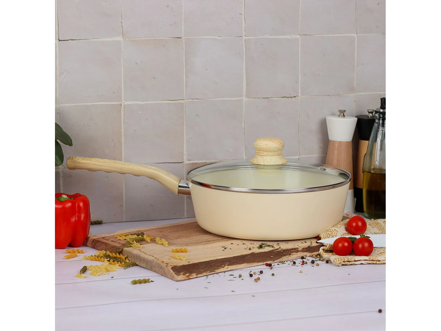 Menastyl - Sauteuse 24cm Colorama Creme - En Aluminium - Revetement Antiadhesif En Ceramique