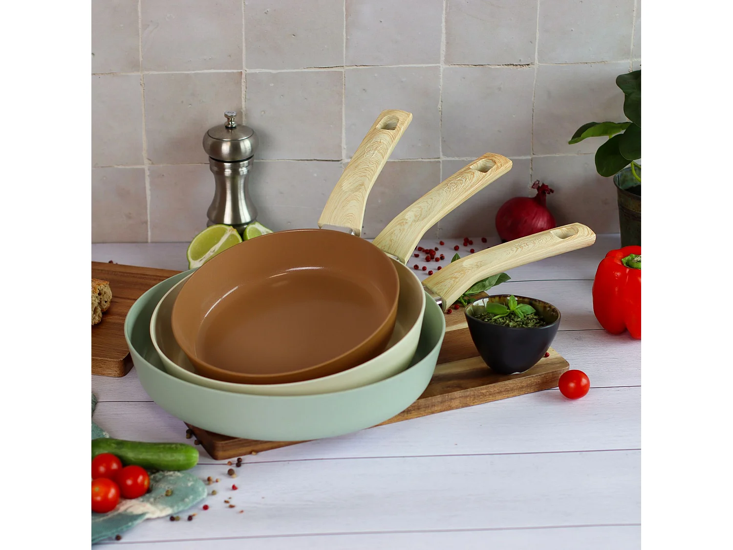 Menastyl - Poele 28cm Colorama  Creme - En Aluminium - Revetement Antiadhesif En Ceramique