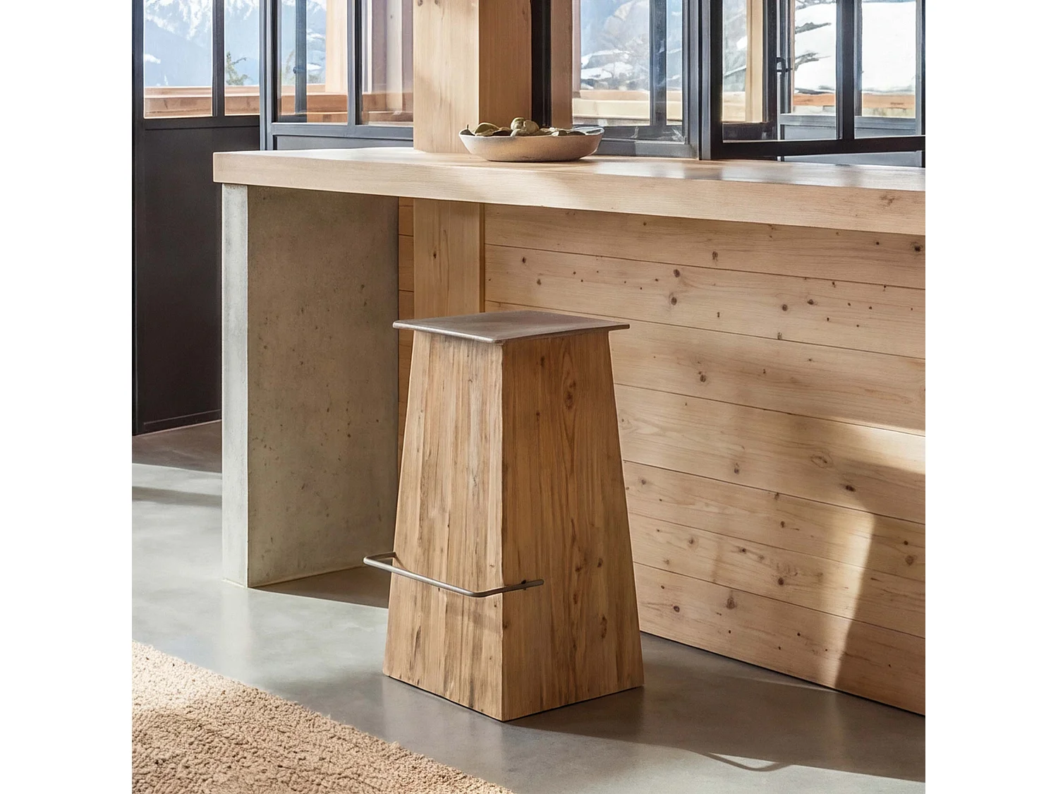 Barhocker MCW-L76, Barstuhl Tresenhocker, Industrial Massiv-Holz MVG-zertifiziert, natur mit Metall-Optik