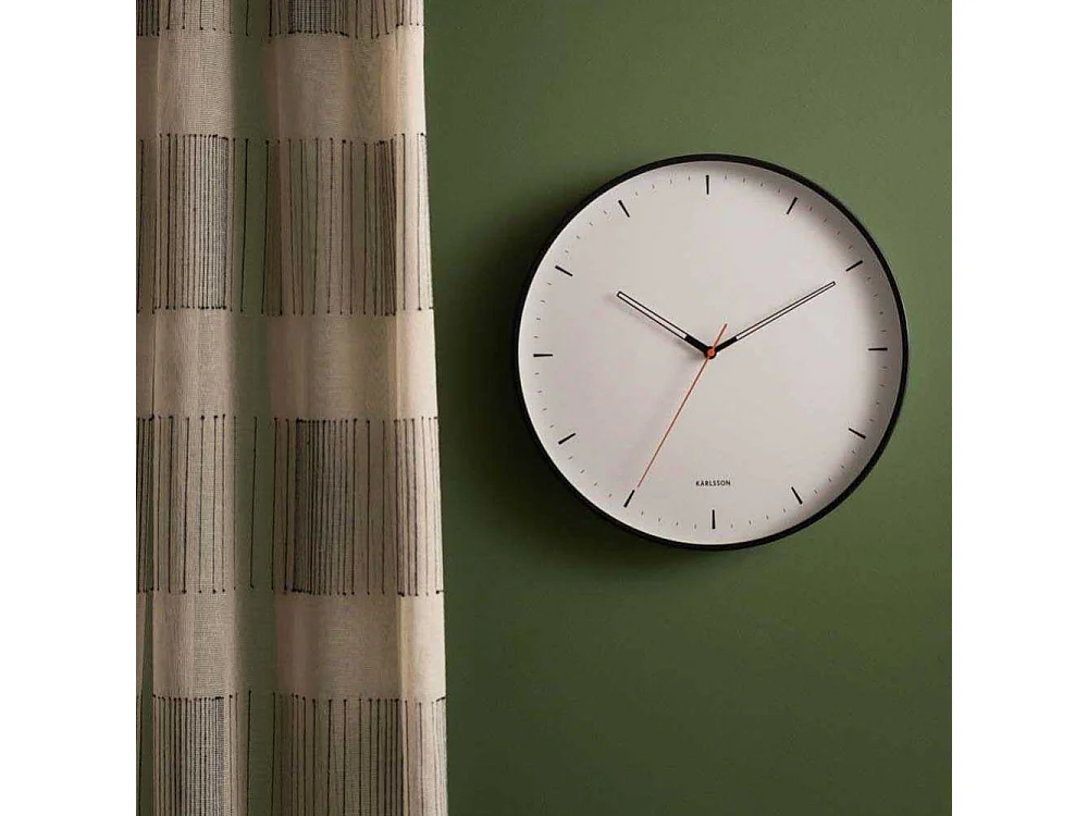 Horloge murale en métal Calm