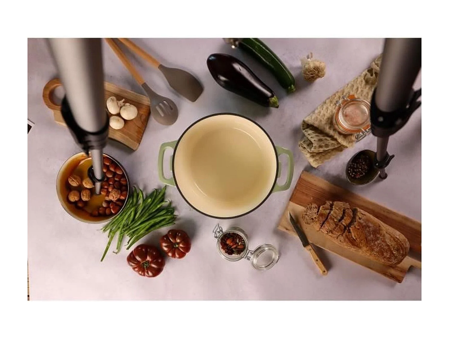 Menastyl - Cocotte Colette Ronde 7l 29cm En Fonte Emaille Vert