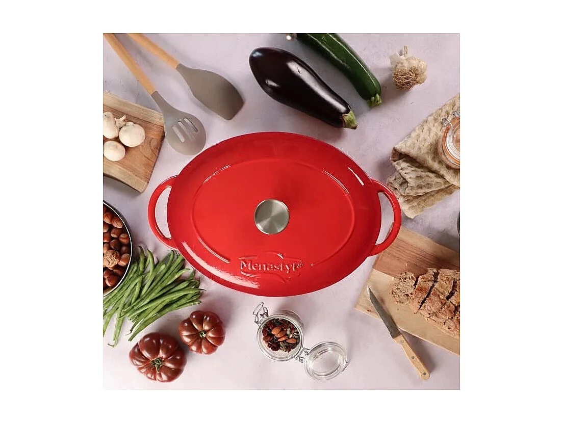 Menastyl - Cocotte Colette Ovale 6.5l 33x25cm En Fonte Emaille Rouge