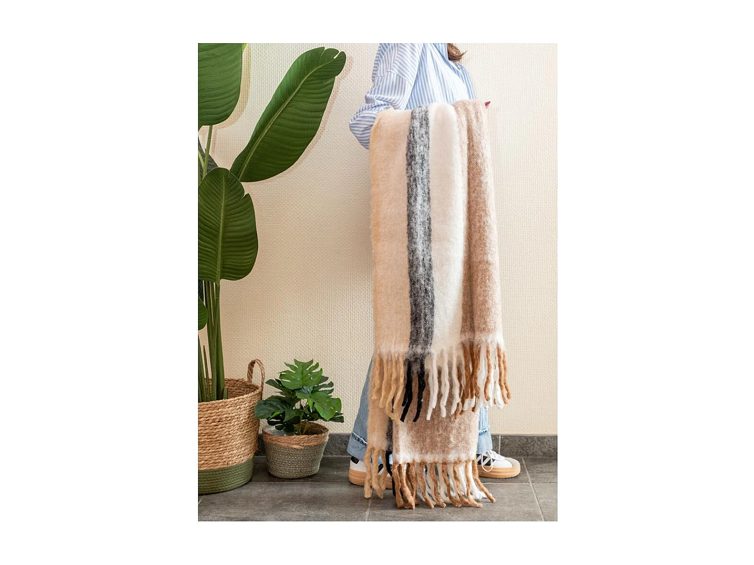 Plaid acrylique Alice Brun, beige et blanc