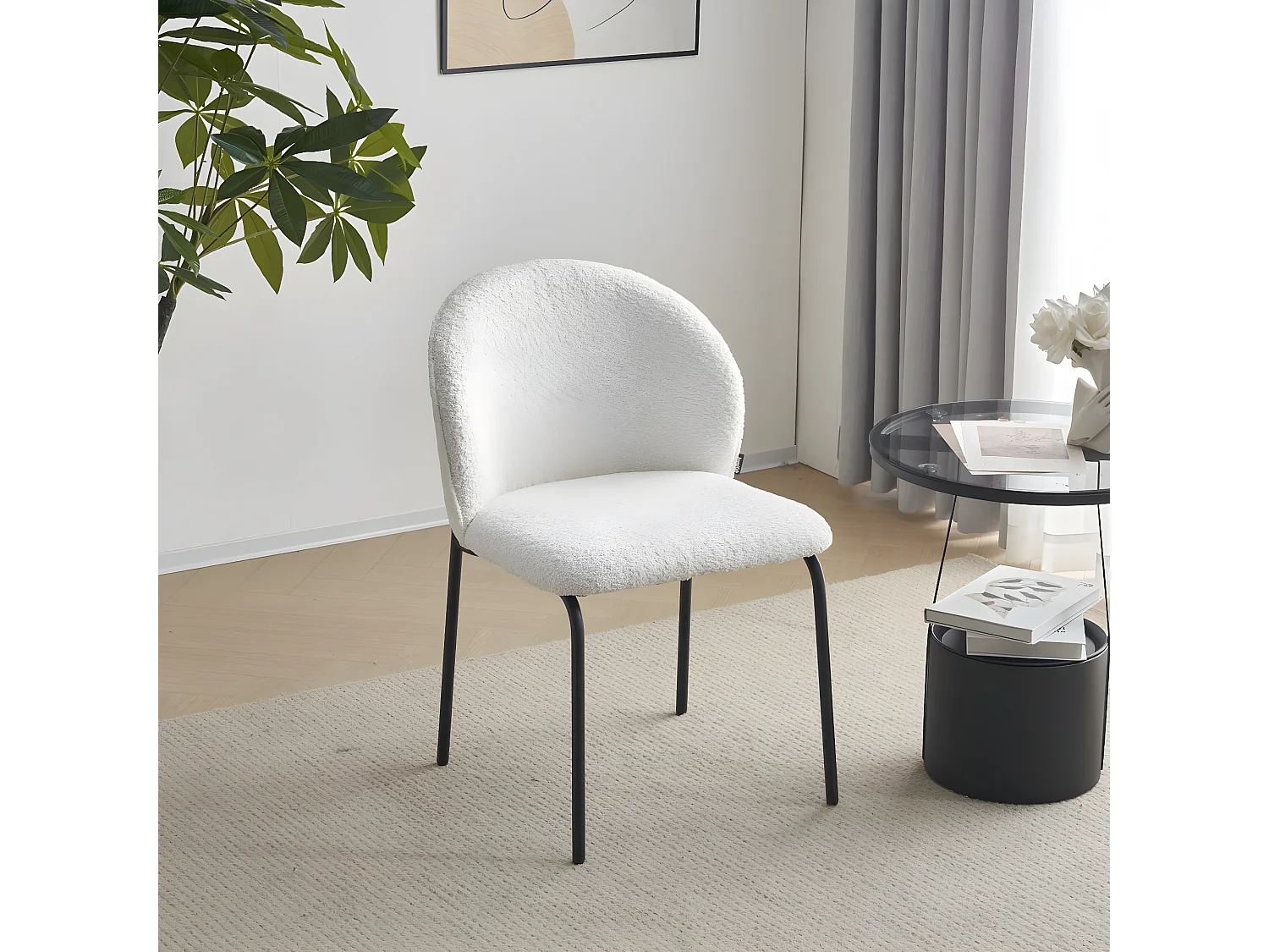 Lot de 2 chaises de salle à manger en tissu bouclette écru, piètement en métal noir - Noé