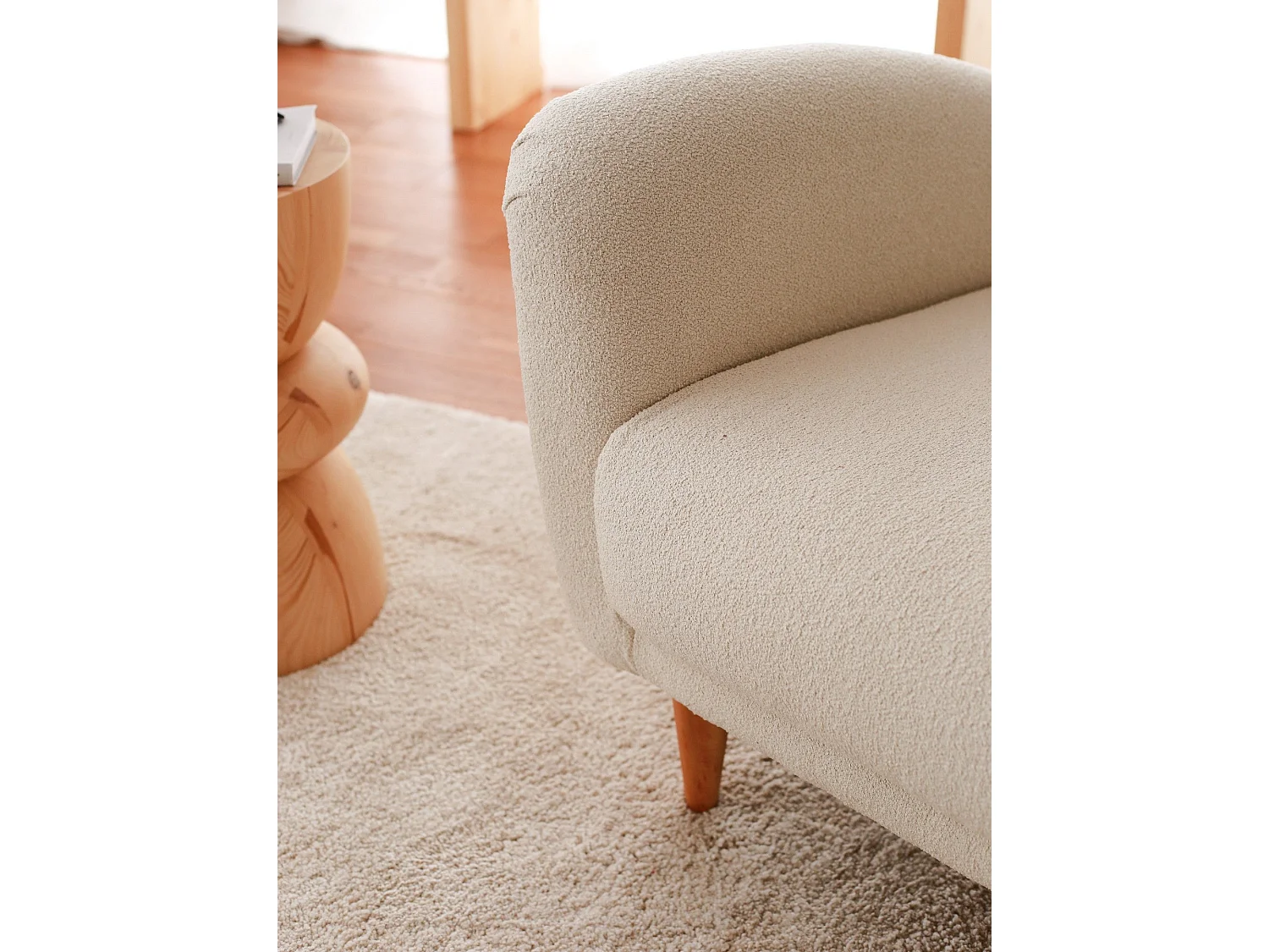 Sillón Altadena 541, Blanco, 85x85x82cm, Tapiz, Patas: Madera
