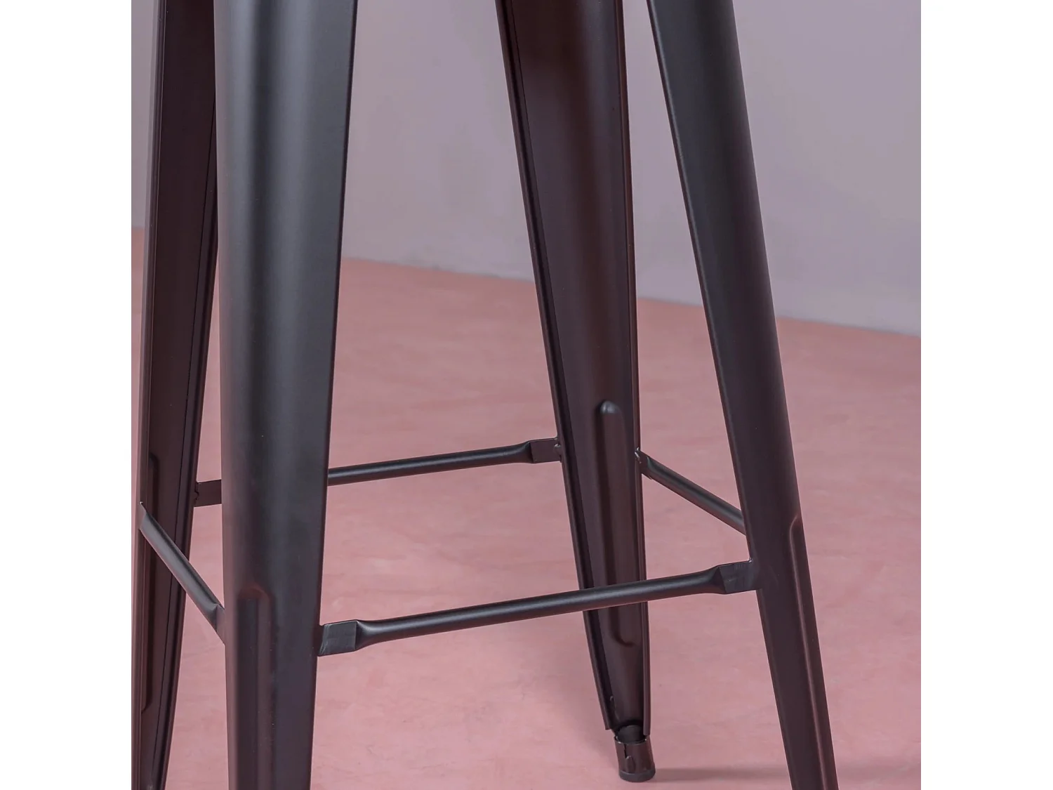 Sgabello in metallo in acciaio laccato con schienale alto (76 cm) - Bistro - Nero