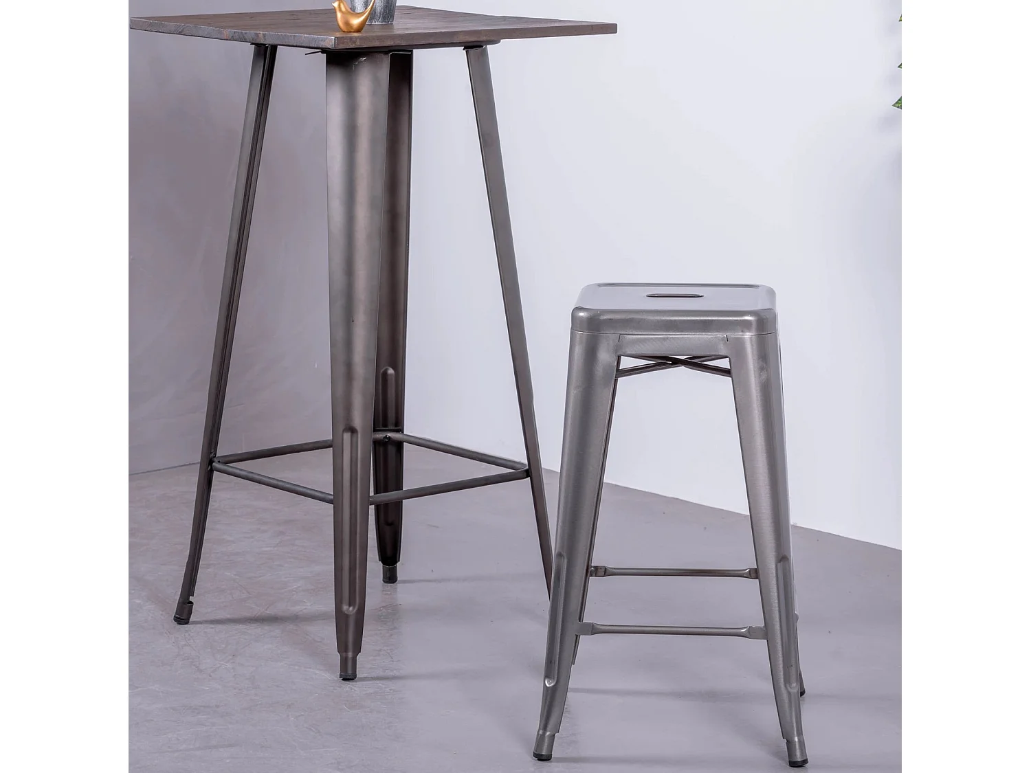 Tabouret empilable en acier métal (68cm) - Bistro - Métal