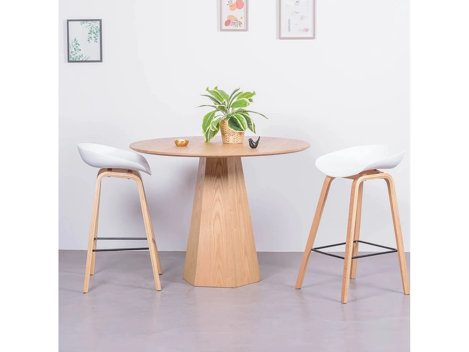 Banqueta nórdica com pernas em faia (63cm) - Daxer - Branco