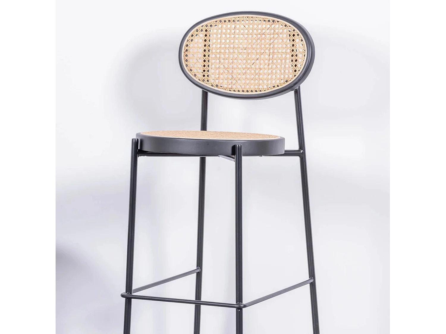 Vintage kruk met klassiek design in natuurlijk rotan - North - Zwart