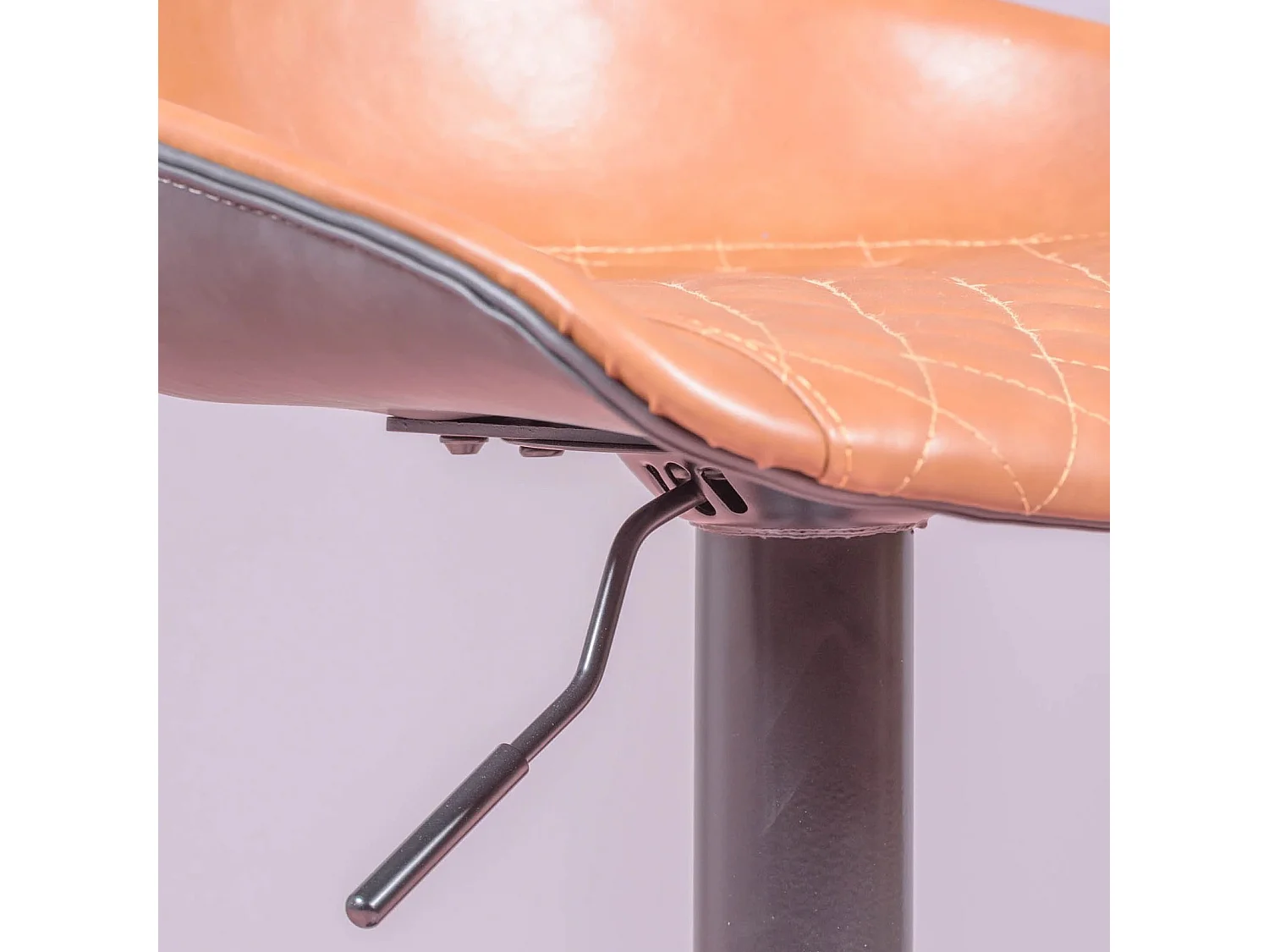 Tabouret réglable recouvert de simili cuir - Denver - Beige