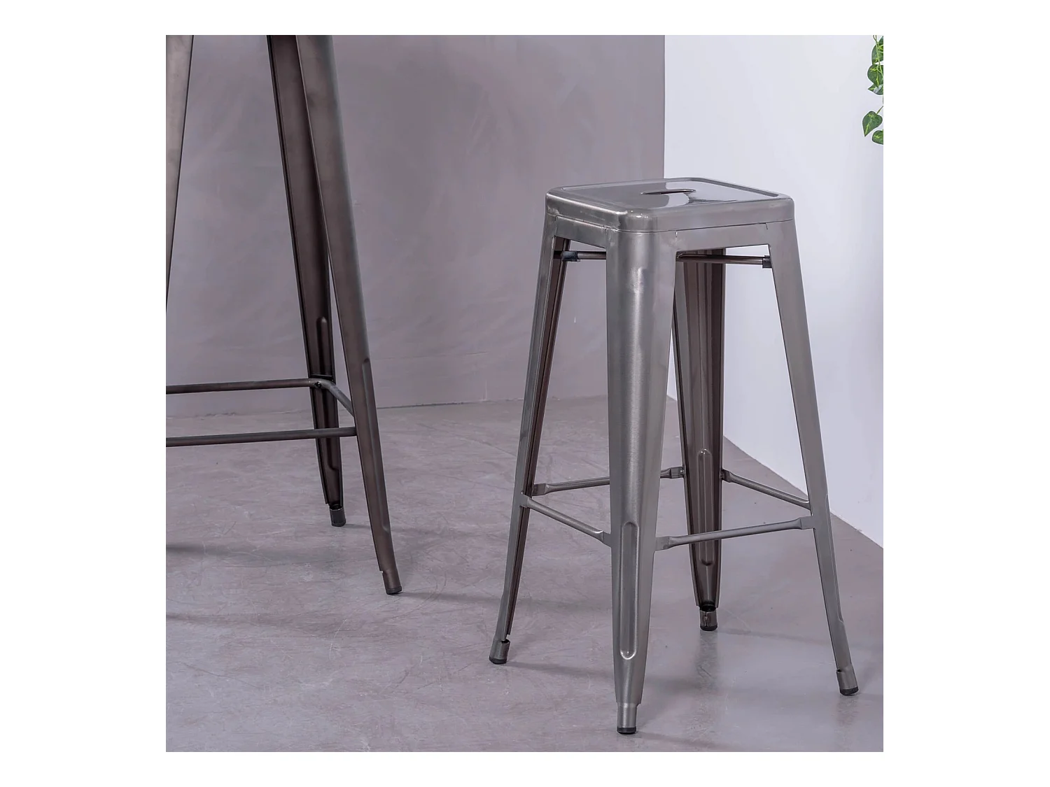 Industriële stapelbare gemetalliseerde stalen kruk (76cm) - Bistro - Metaal