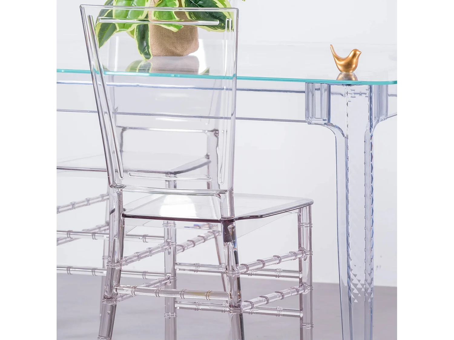 Eetkamermeubelset transparante tafel (140cm) en 4 Felipe stoelen - Ghost - Transparant