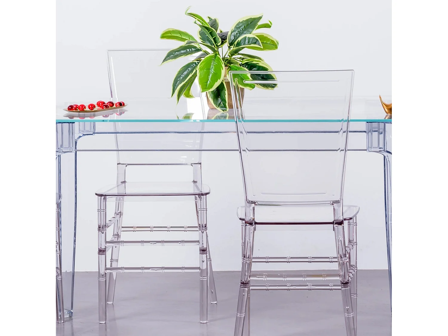 Eetkamermeubelset transparante tafel (140cm) en 4 Felipe stoelen - Ghost - Transparant