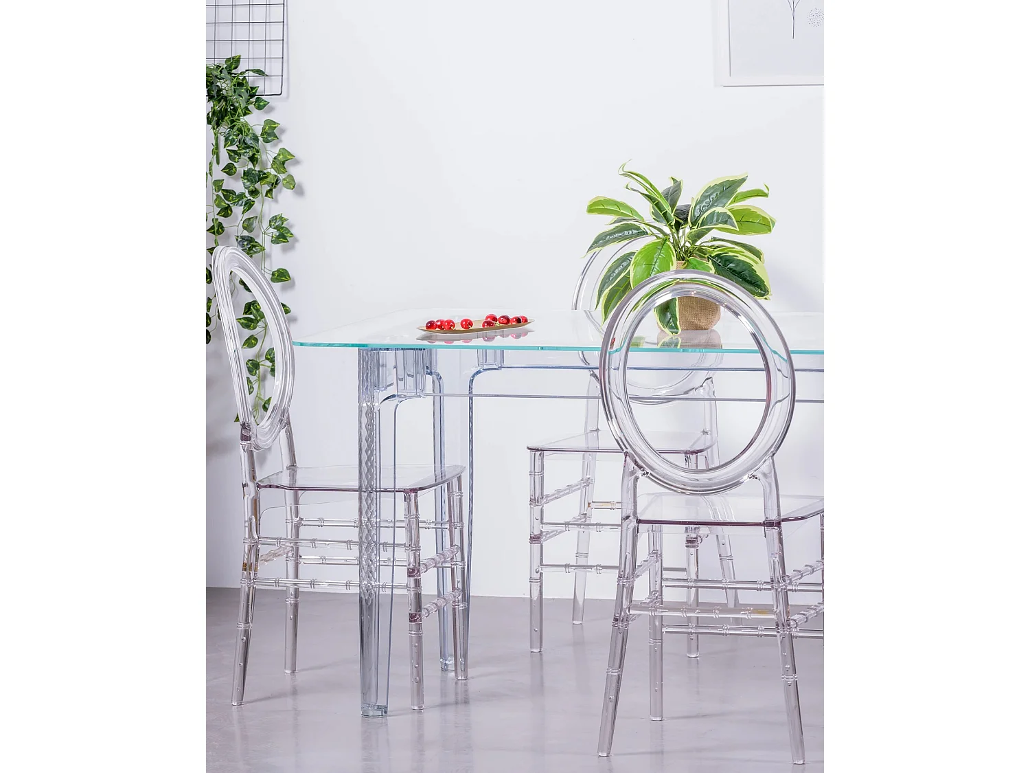 Eetkamermeubelset transparante tafel (140cm) en 4 Isabelle stoelen - Ghost - Transparant