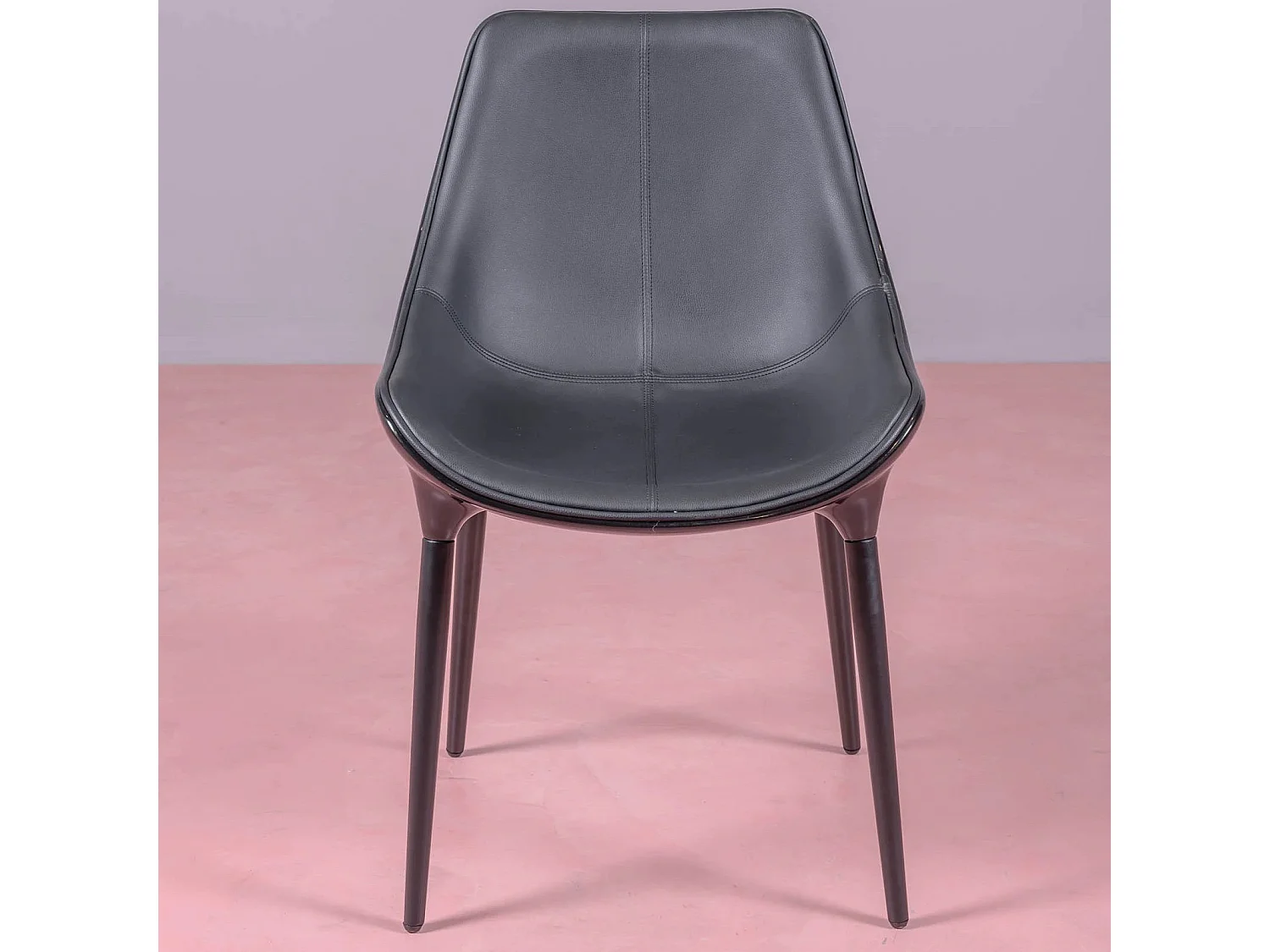 Moderner Designstuhl mit Kunstlederbezug - Olaan - Schwarz