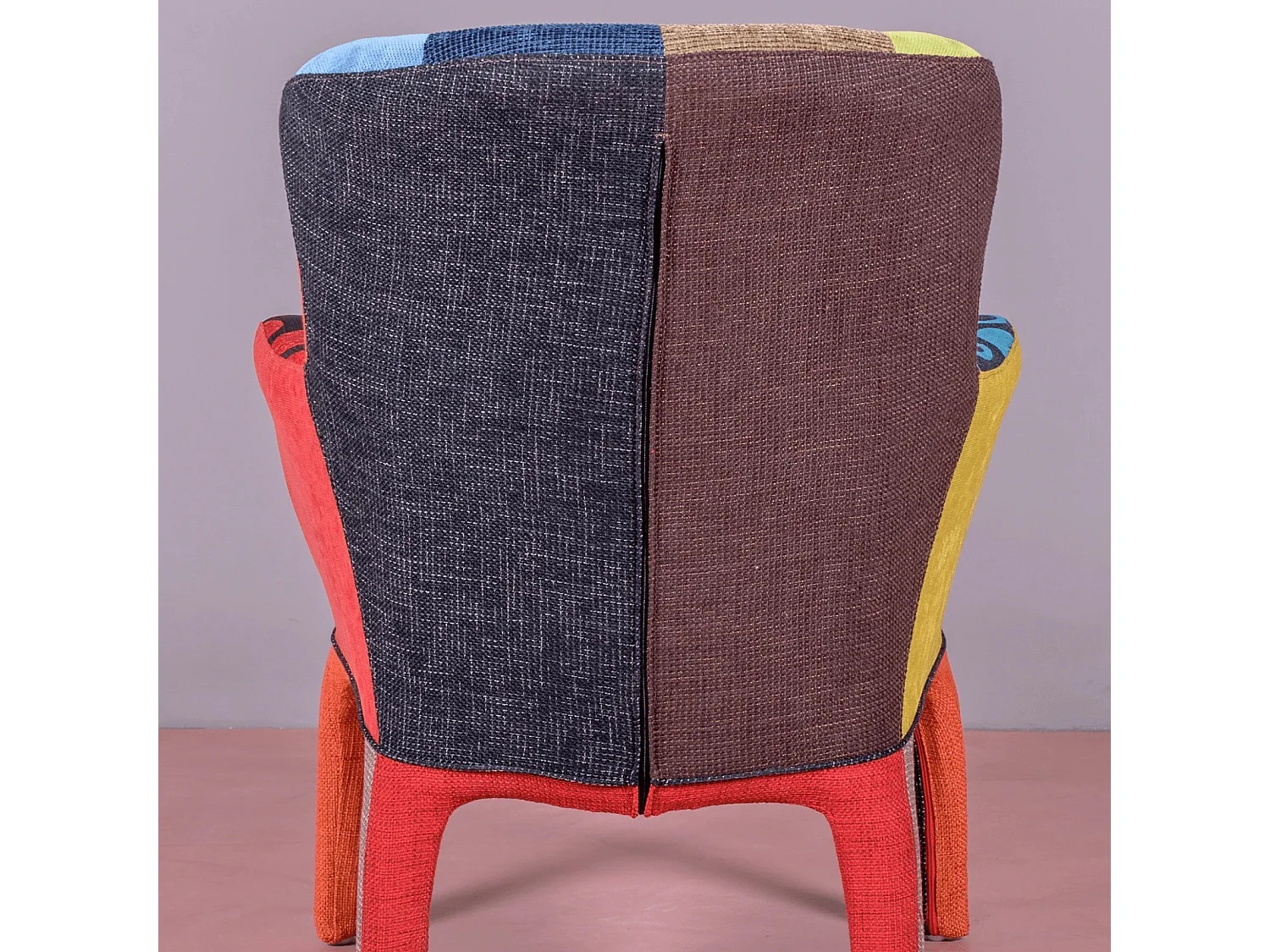 Fauteuil vintage recouvert de tissu patchwork - Capitone - Patchwork