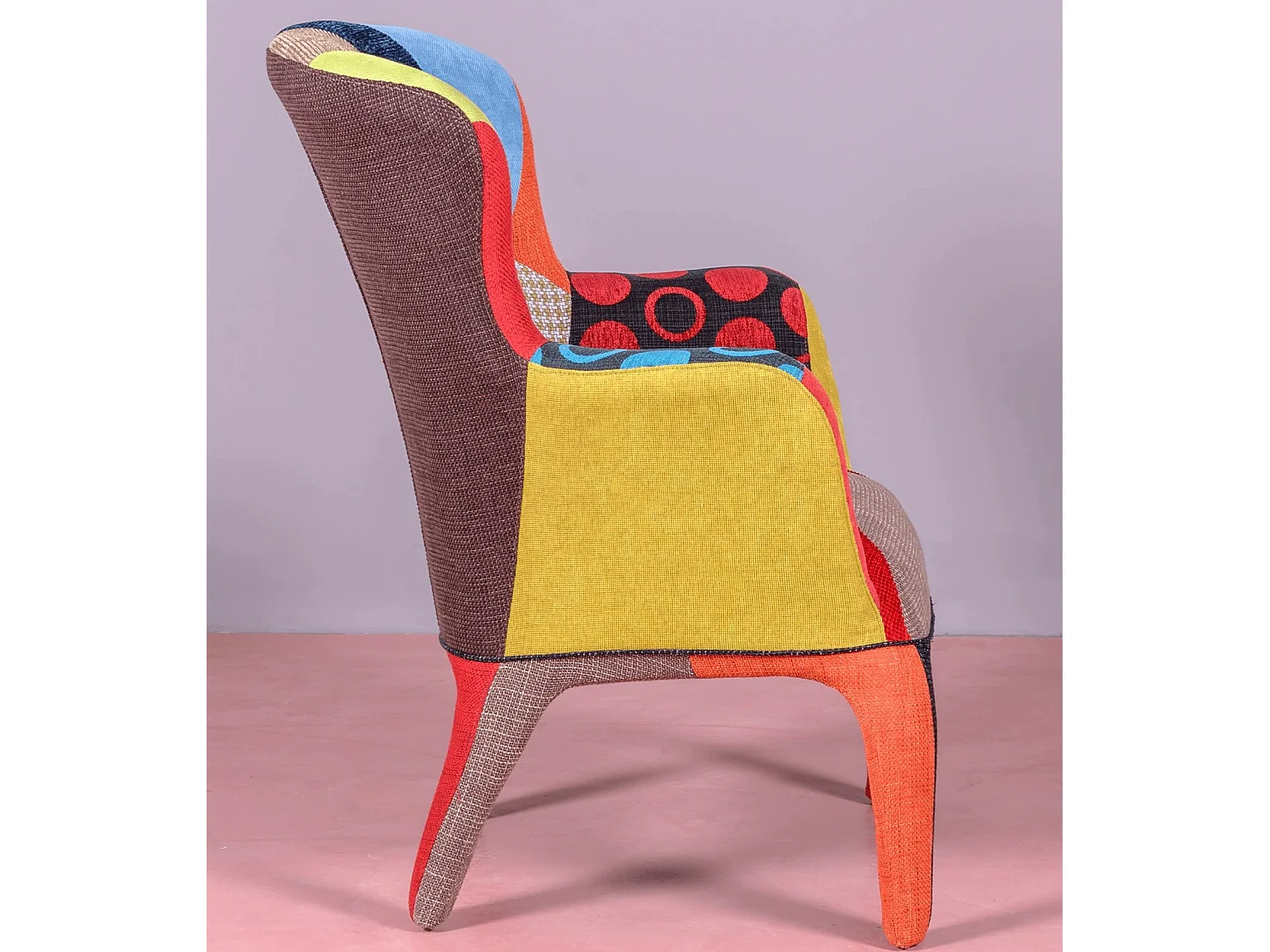 Fauteuil vintage recouvert de tissu patchwork - Capitone - Patchwork