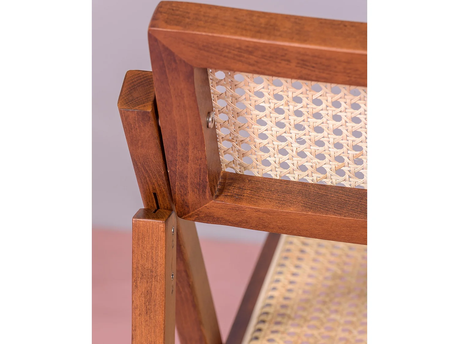 Cadeira dobrável estilo retro em rattan natural e madeira de nogueira - Compass - Noz