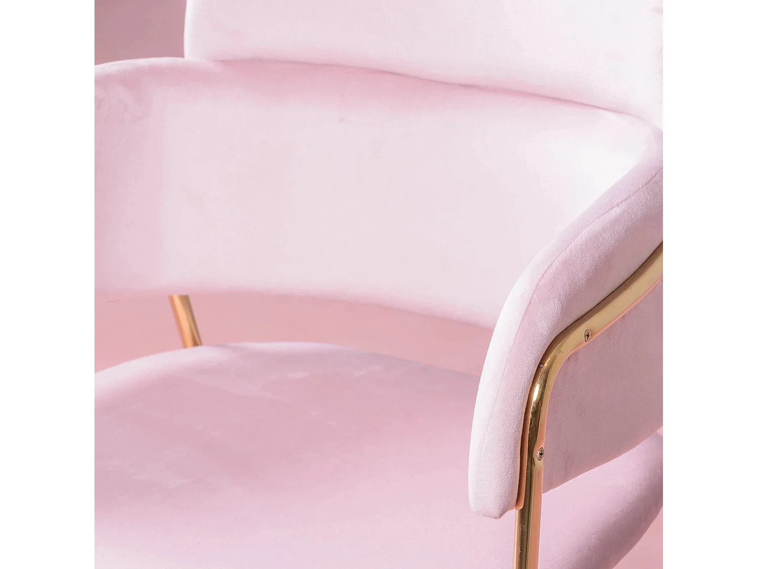 Chaise design recouverte de velours et pieds dorés - Cruiser - Rose