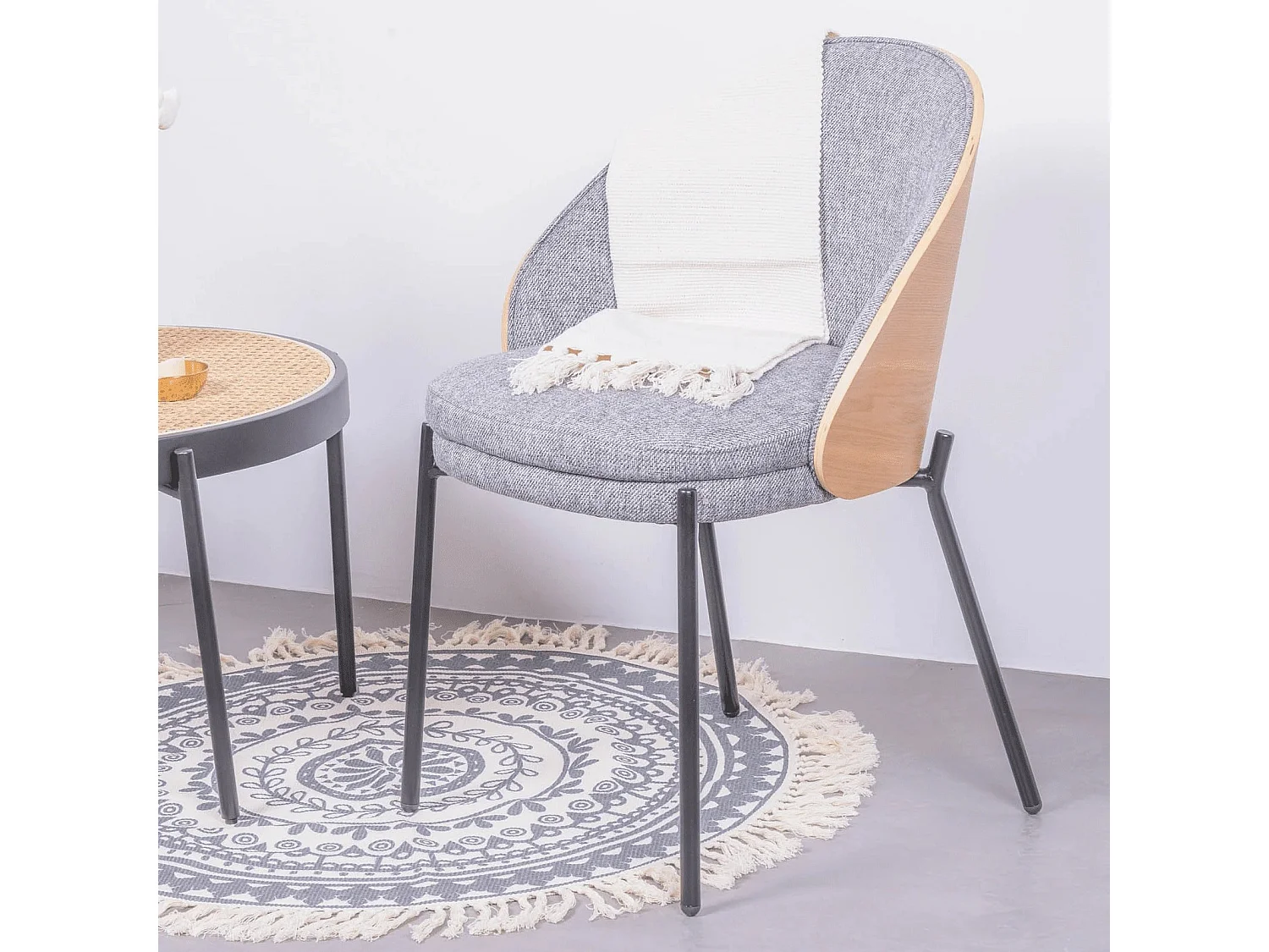 Rustieke stoel van natuurlijk essenhout - Earth - Grijs