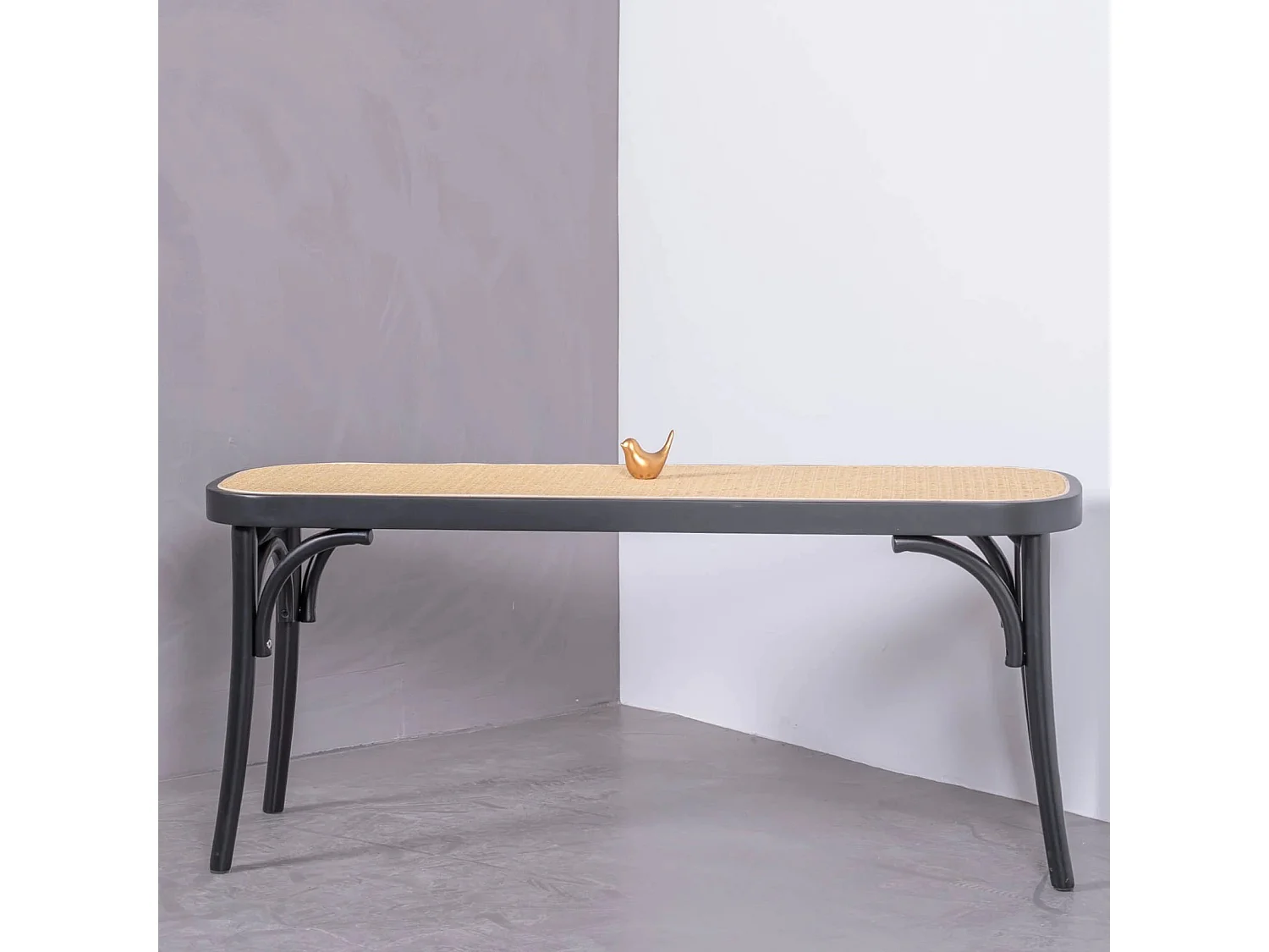 Vintage bank met klassiek design in natuurlijk rotan - North - Zwart