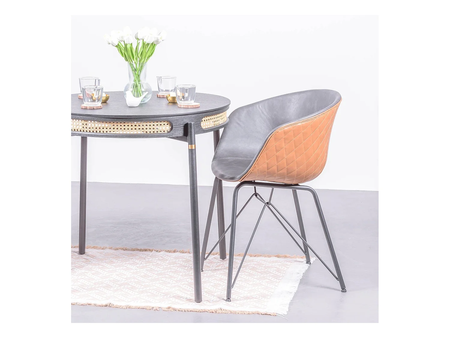 Retro ronde eettafel met natuurlijke rotan details (80cm) - North - Zwart