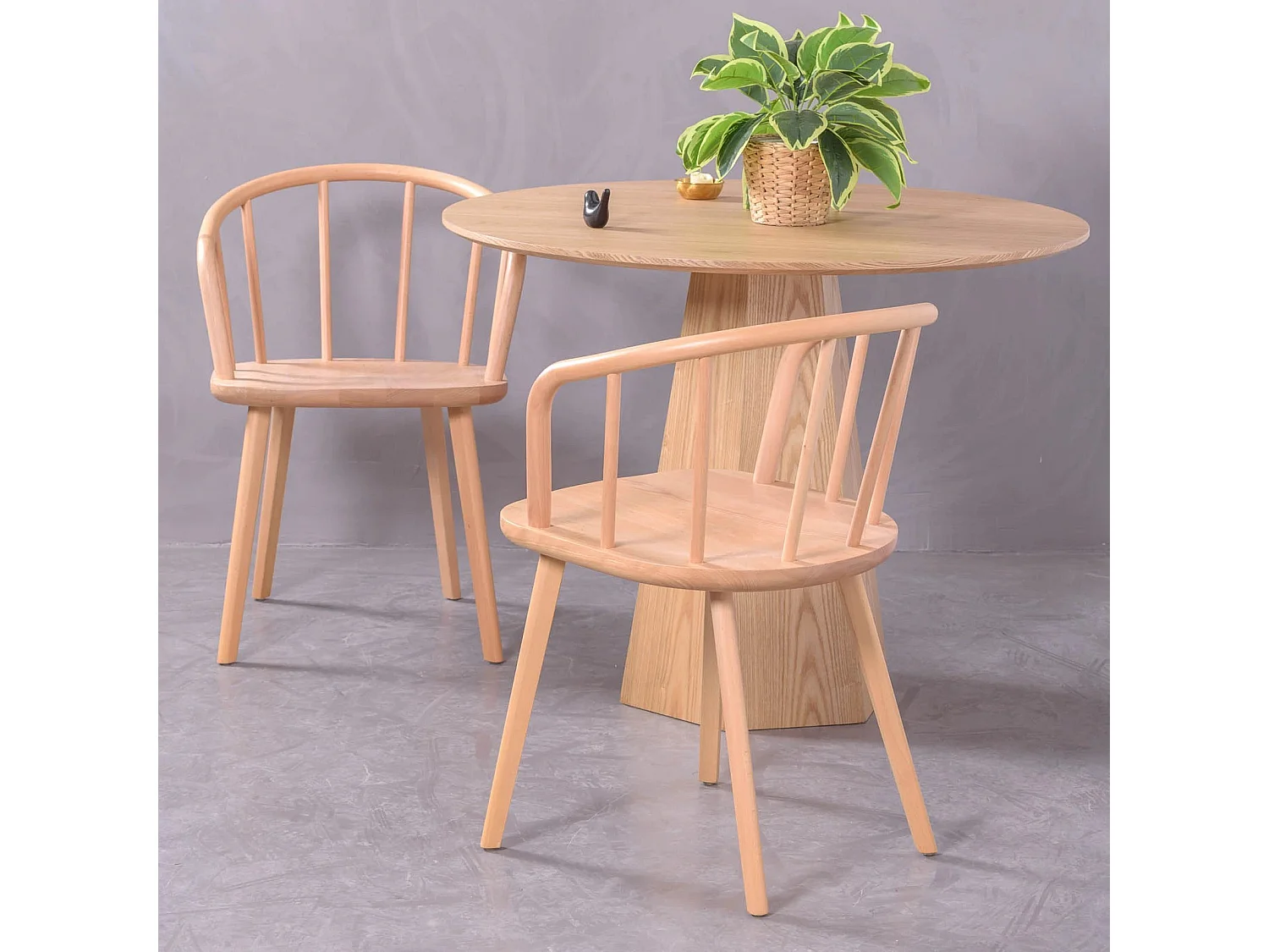 Eettafel met centraal onderstel in essenhout (100cm) - Nest - Natuurlijke as