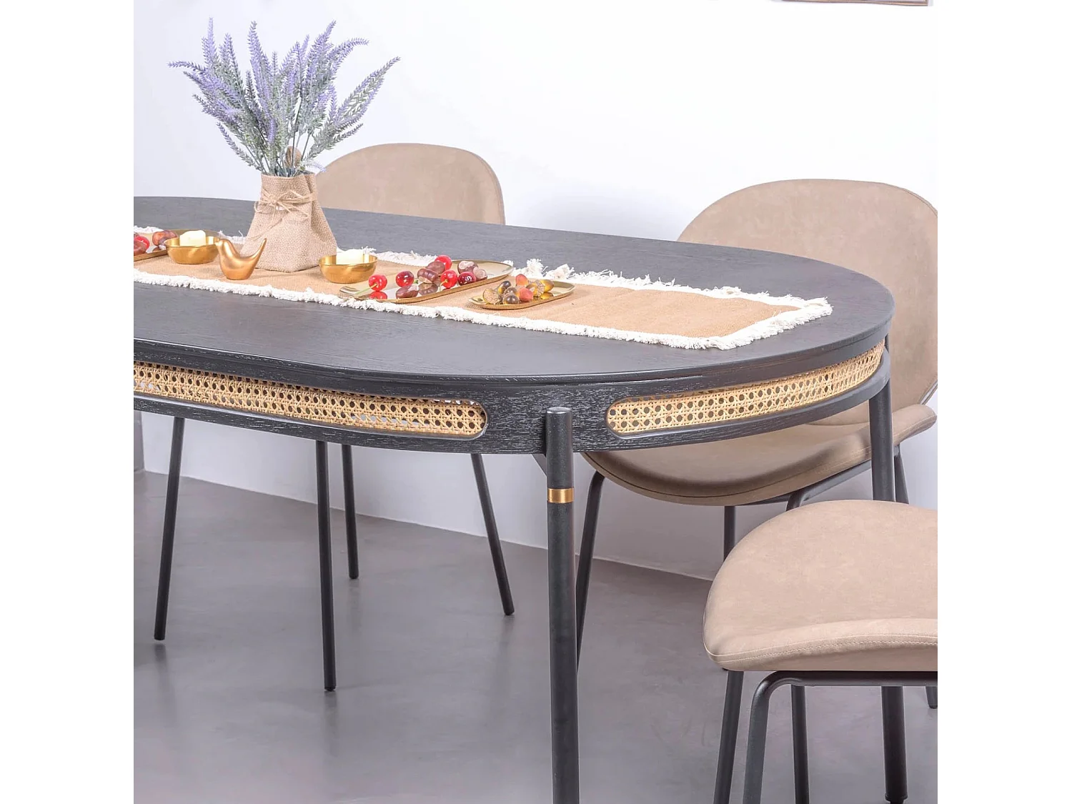 Retro-Esstisch mit natürlichen Rattandetails (180 x 90) - North - Schwarz