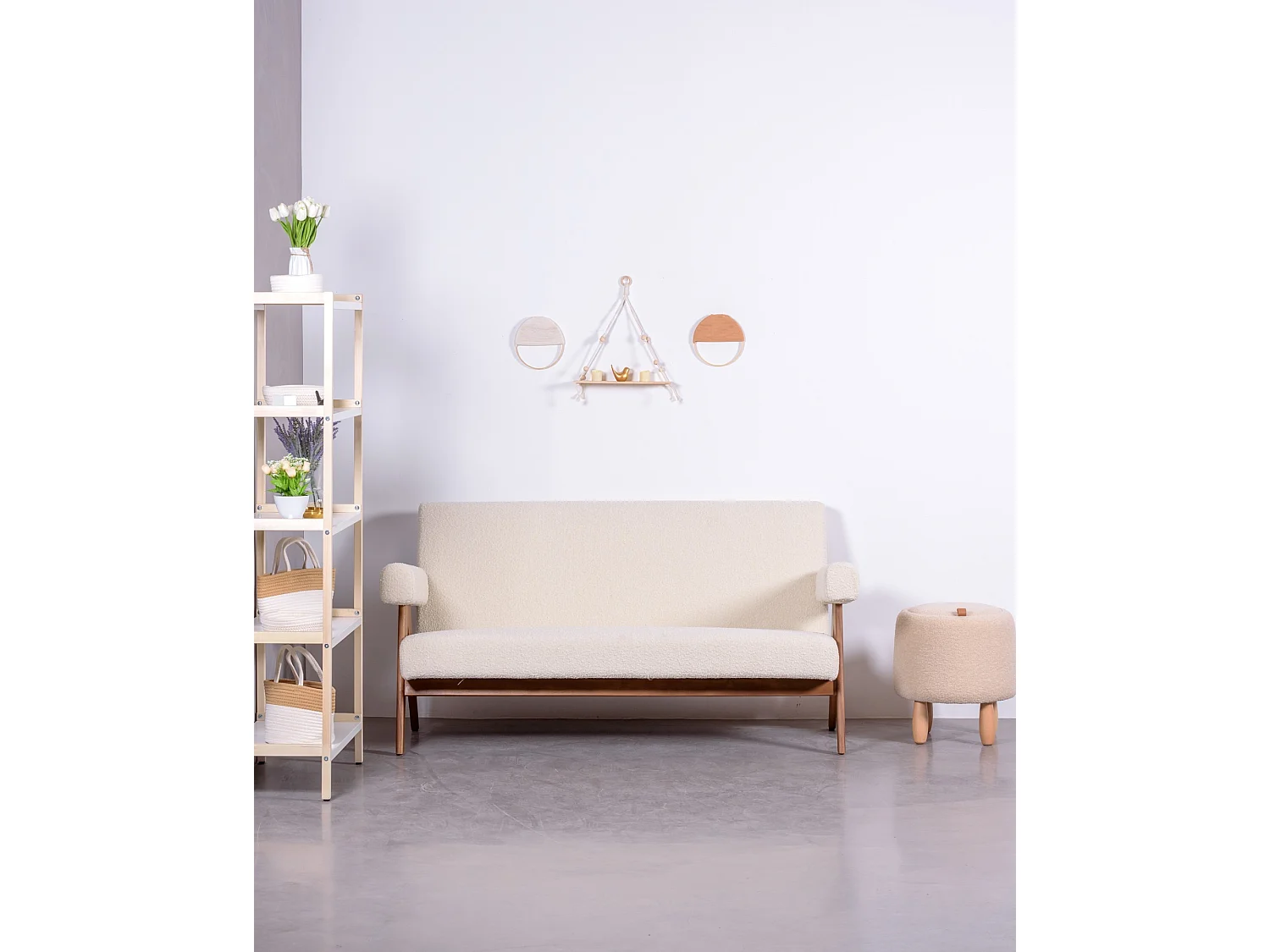 Canapé vintage en bois de teck et revêtement en boucle - Daneu - Blanc