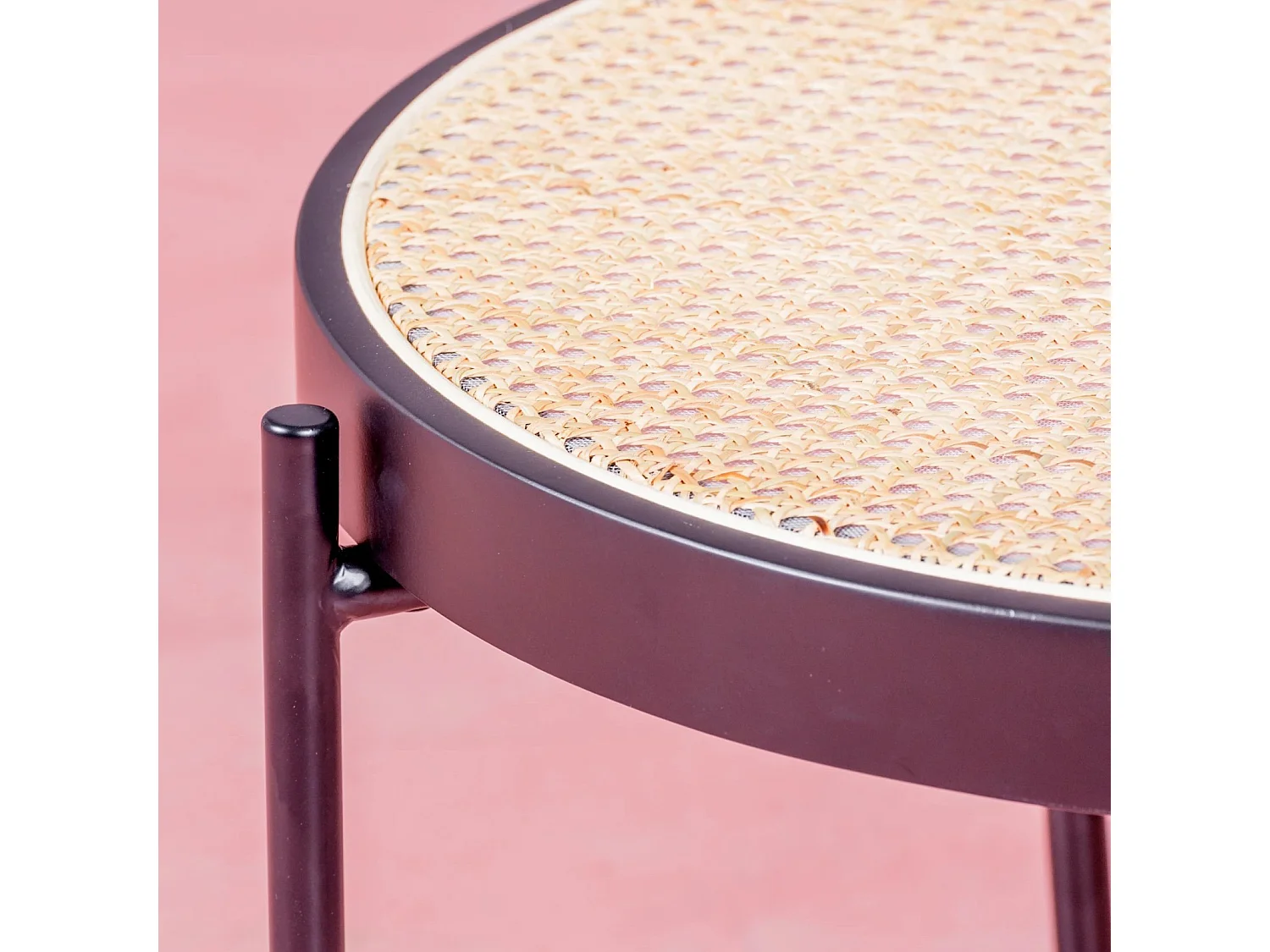 Table basse rétro avec détails en rotin naturel (60cm) - North - Noir