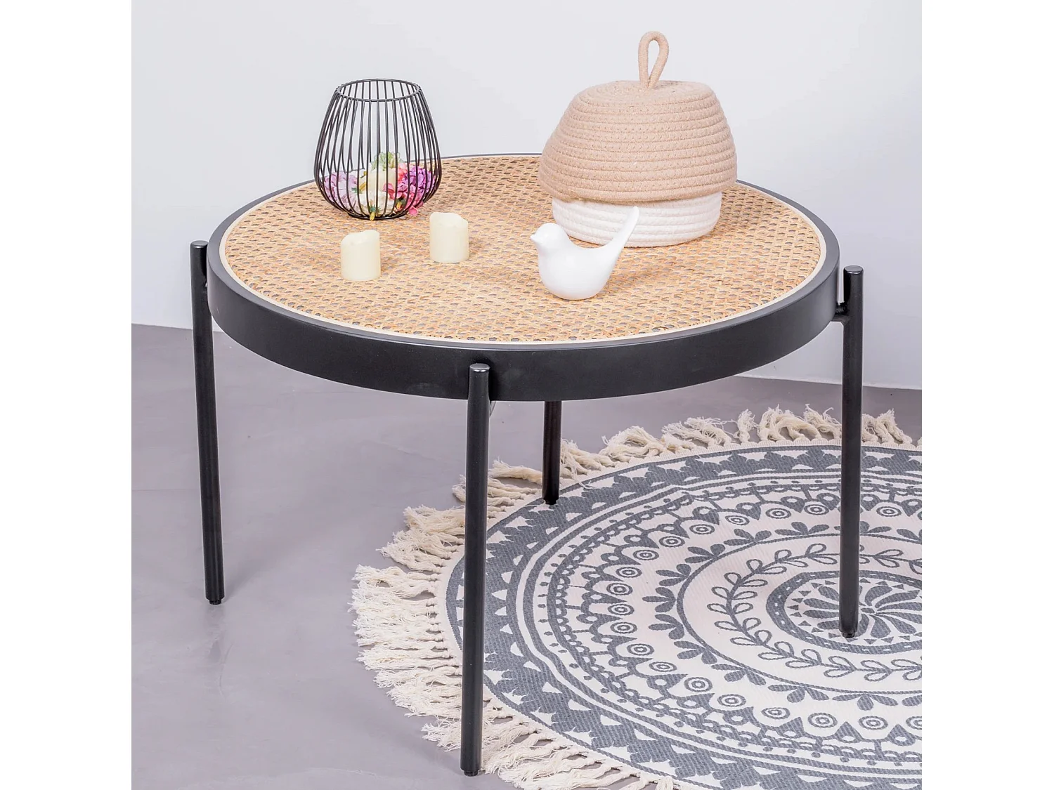 Table basse rétro avec détails en rotin naturel (60cm) - North - Noir