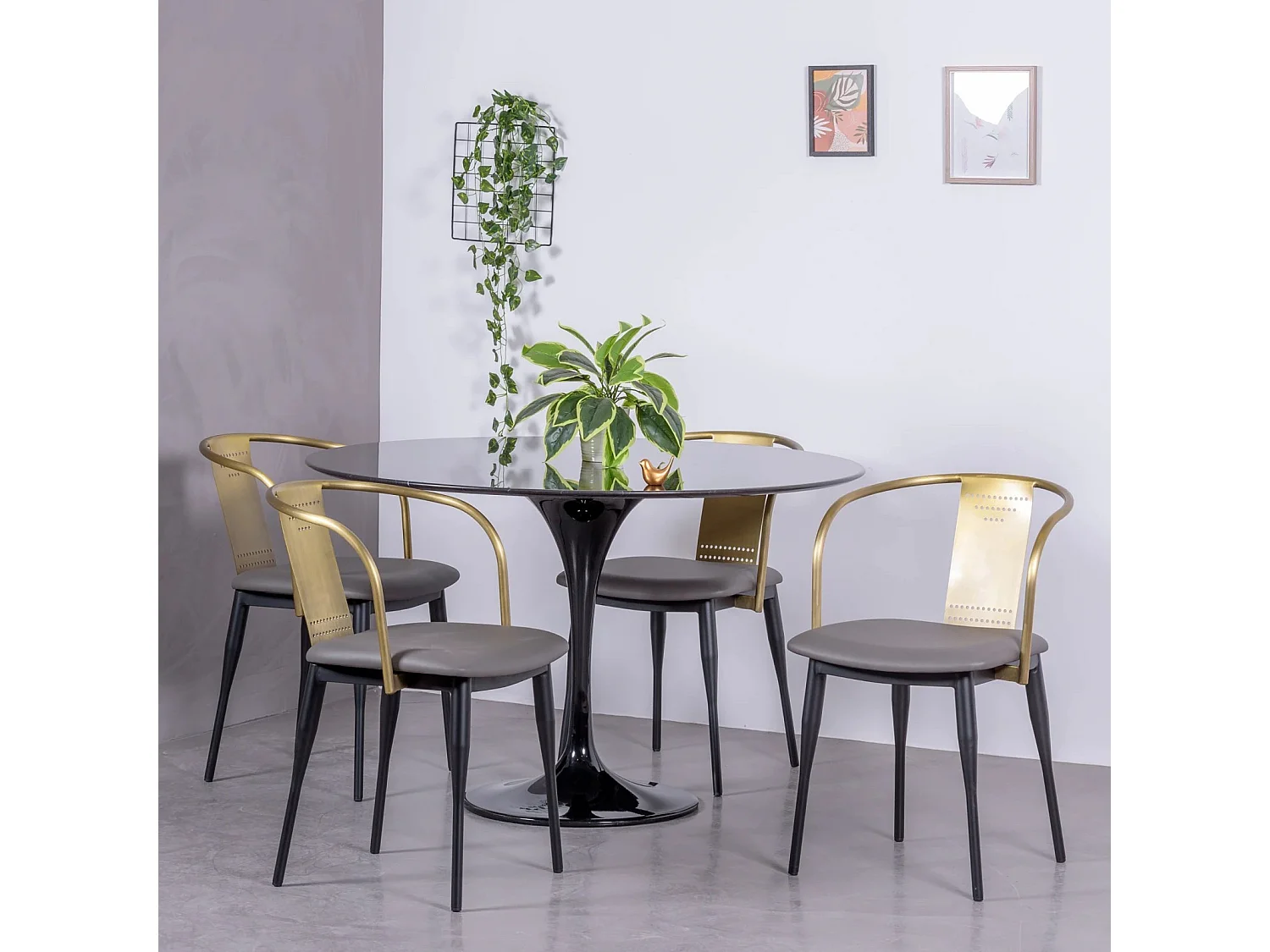 Cadeira industrial em aço dourado e com almofada - Bistro - Cinza