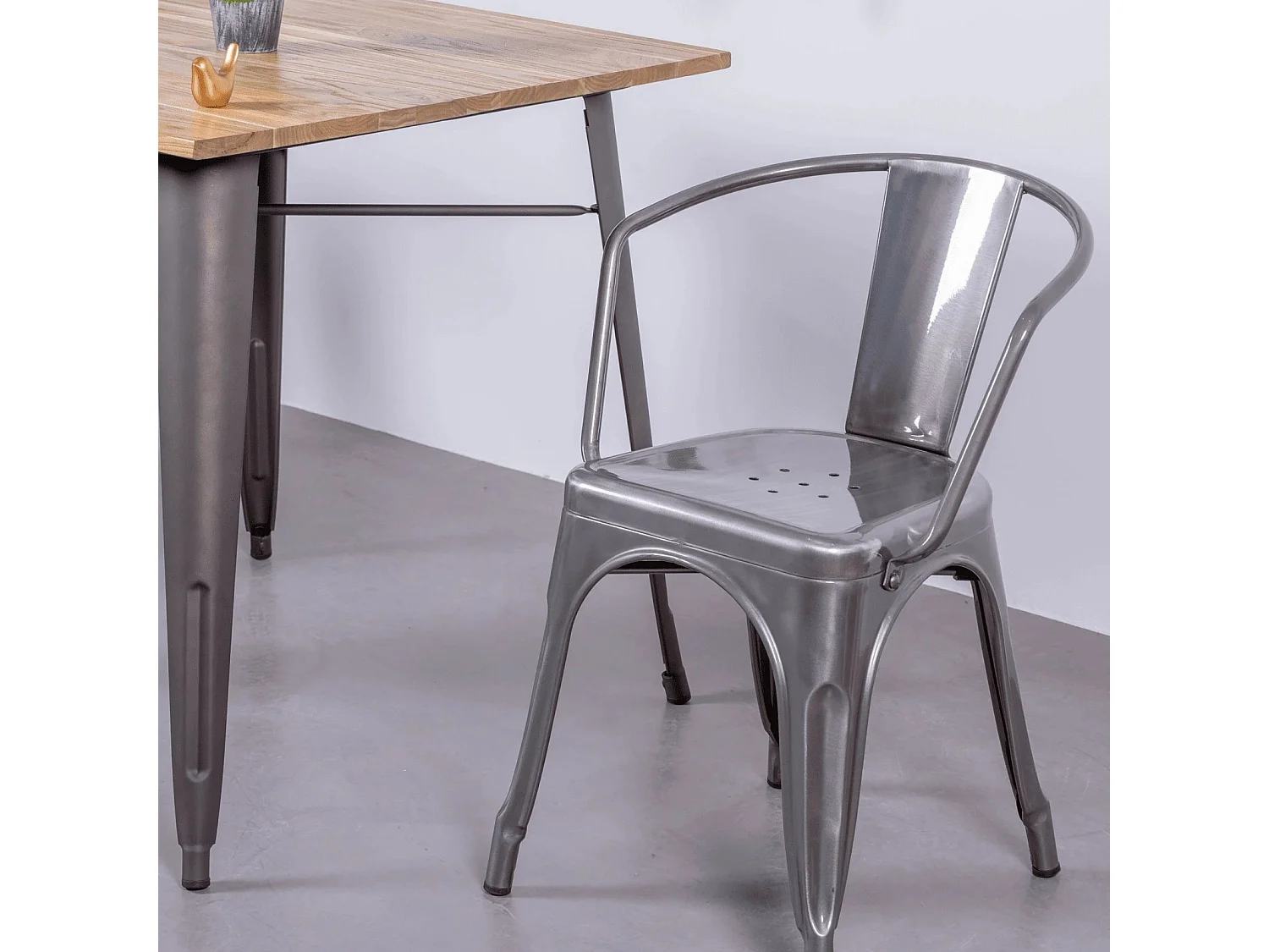 Sedia industriale con braccioli in acciaio metallizzato - Bistro - Metallo