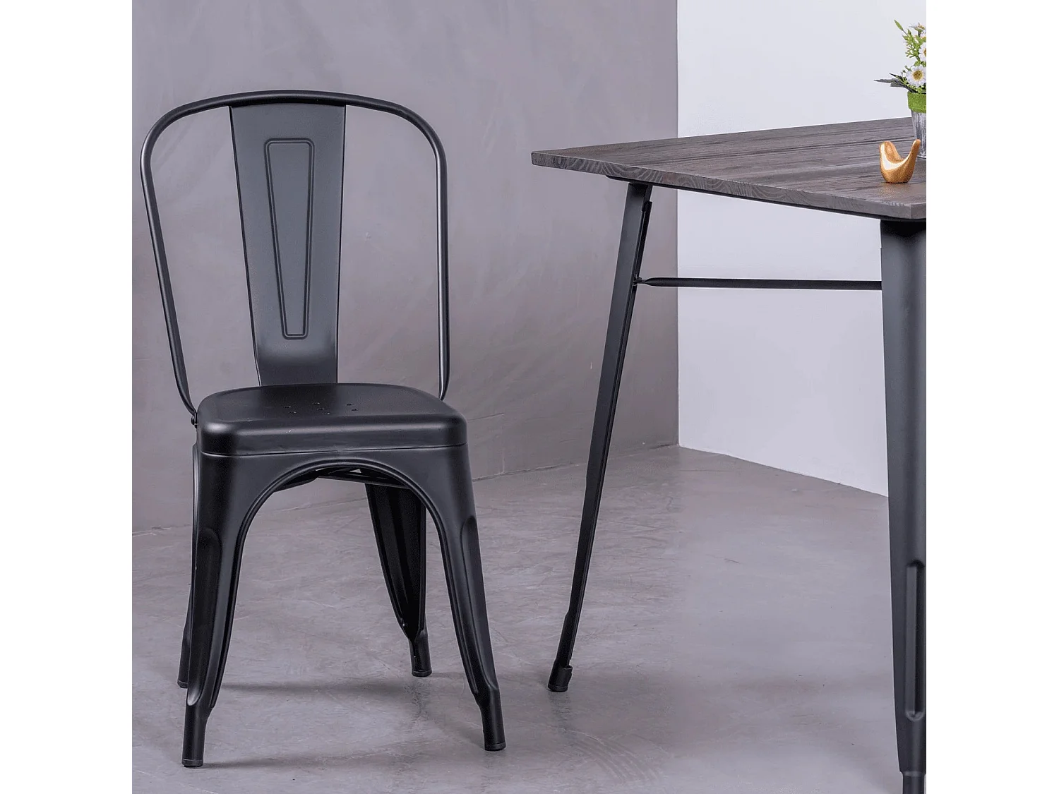 Metallstahlstuhl im Industriestil - Bistro - Schwarz