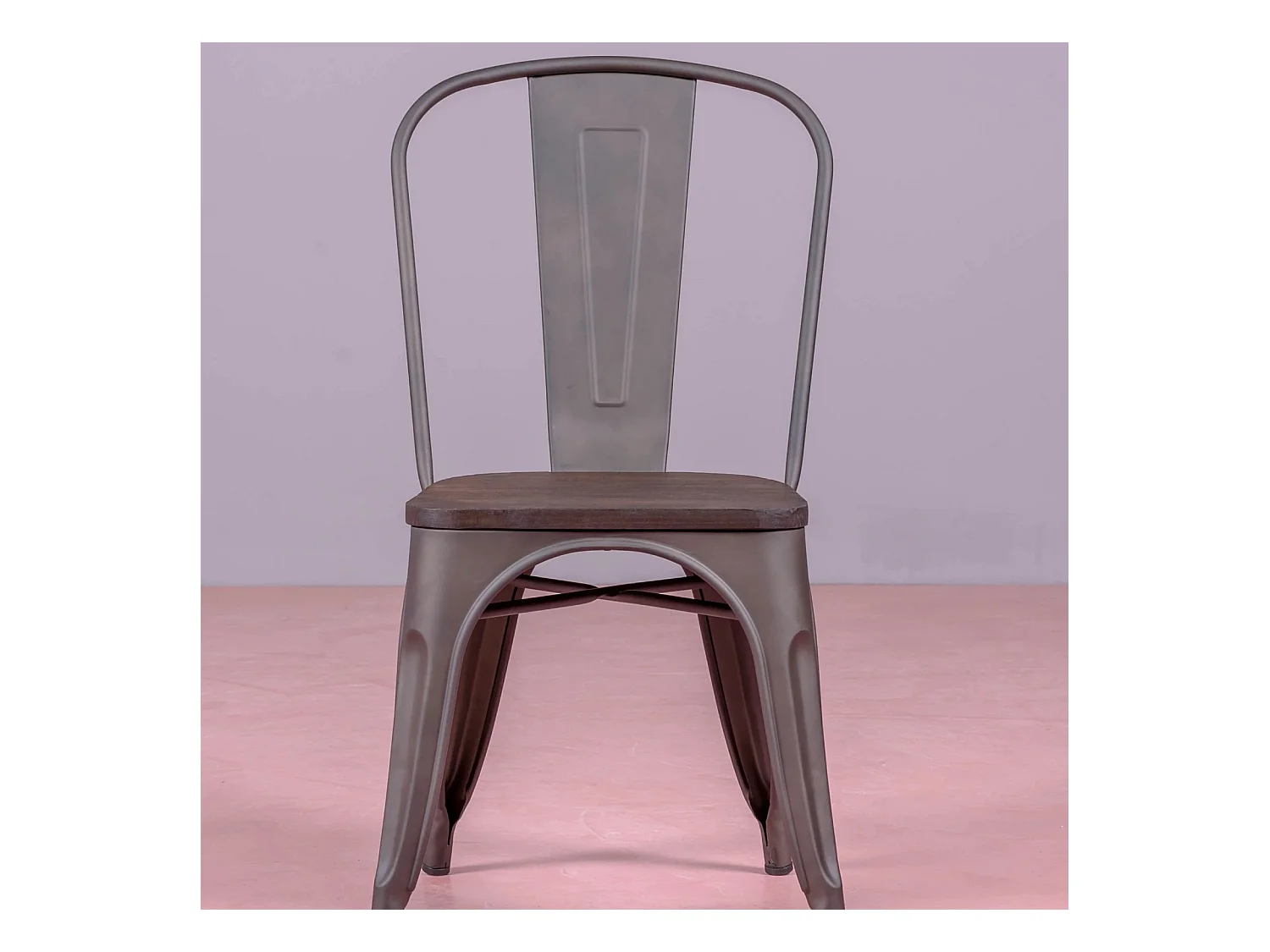 Oude industriële stoel met donkerhouten zitting - Bistro - Antiek